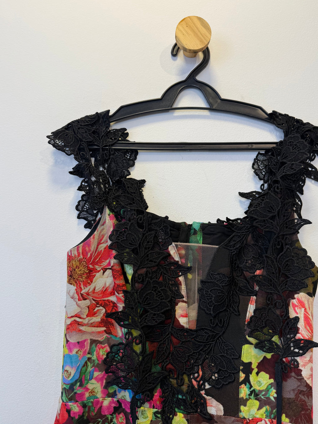 Vestido de Festa Longo Floral e Renda