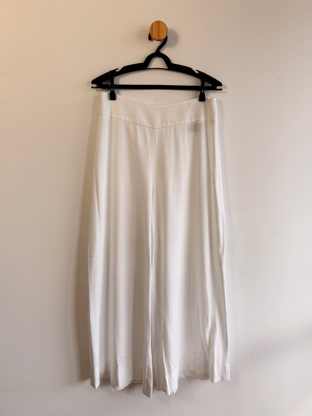 Calça Branca Borda Barroca