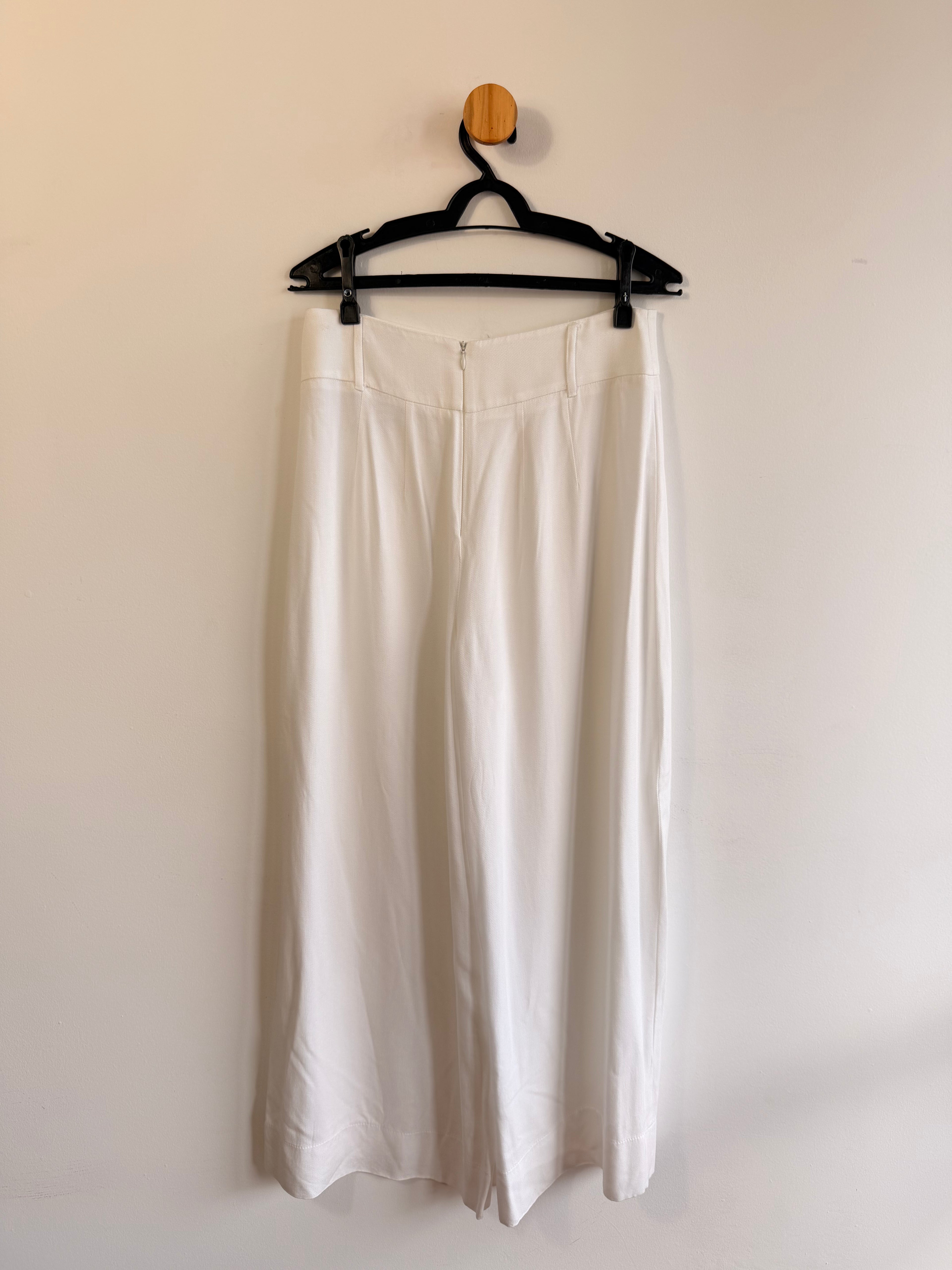 Calça Branca Borda Barroca