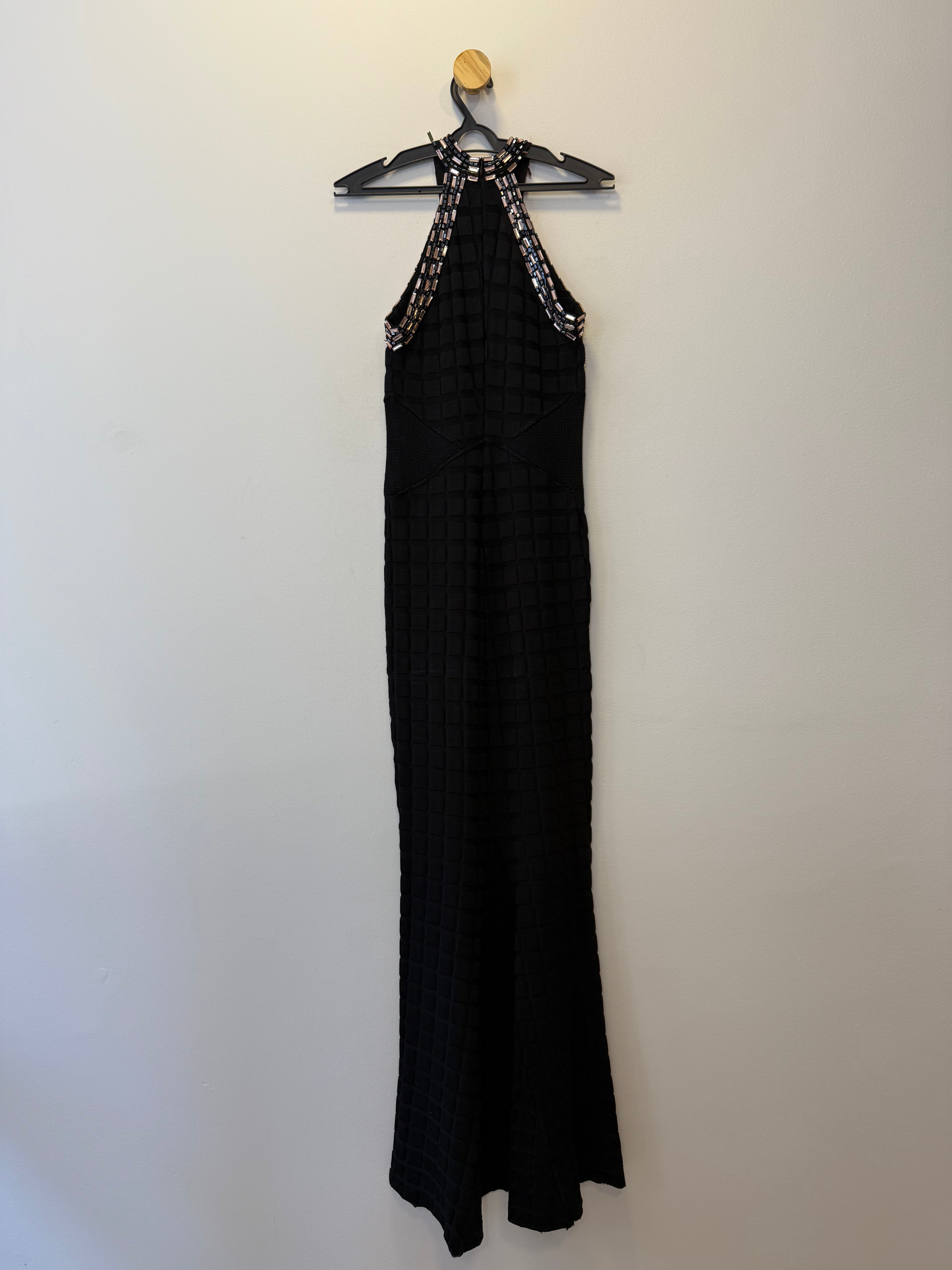 Vestido de Festa Longo Preto Pedraria na Gola