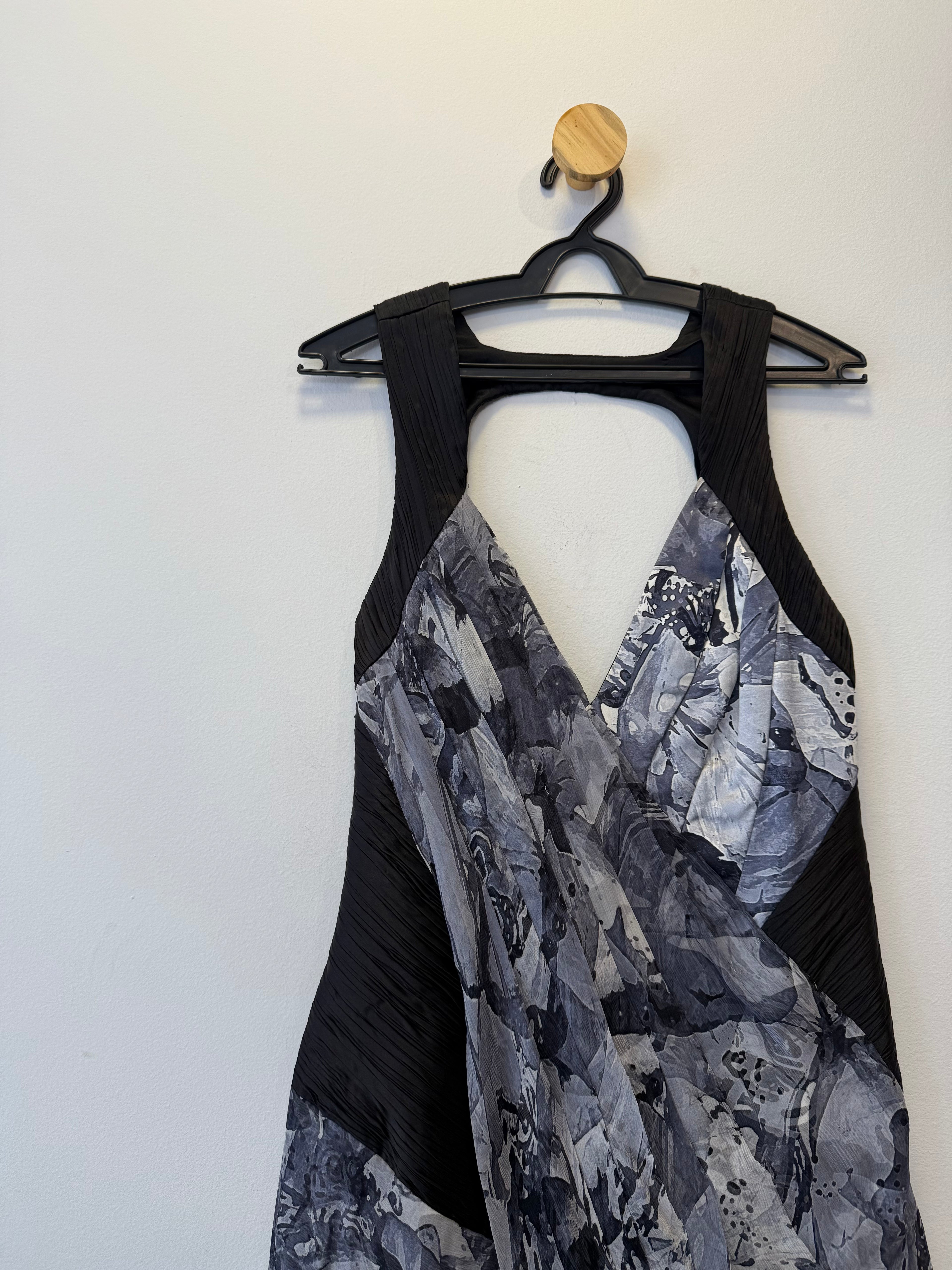 Vestido Longo de Festa Preto e Branco