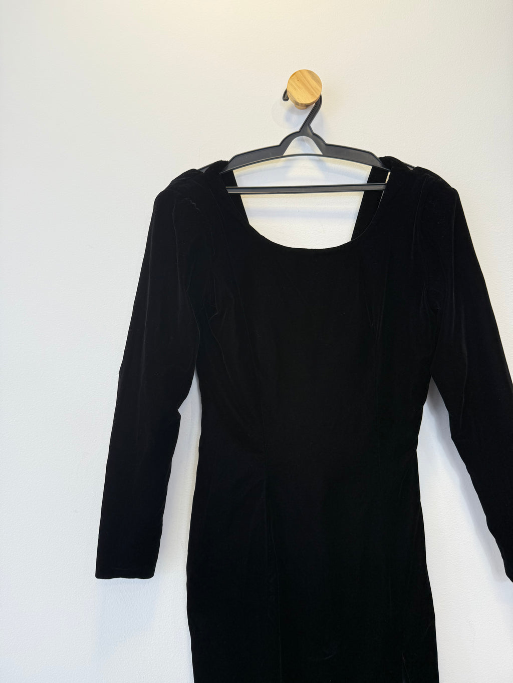 Vestido de Festa Preto Tubinho Midi