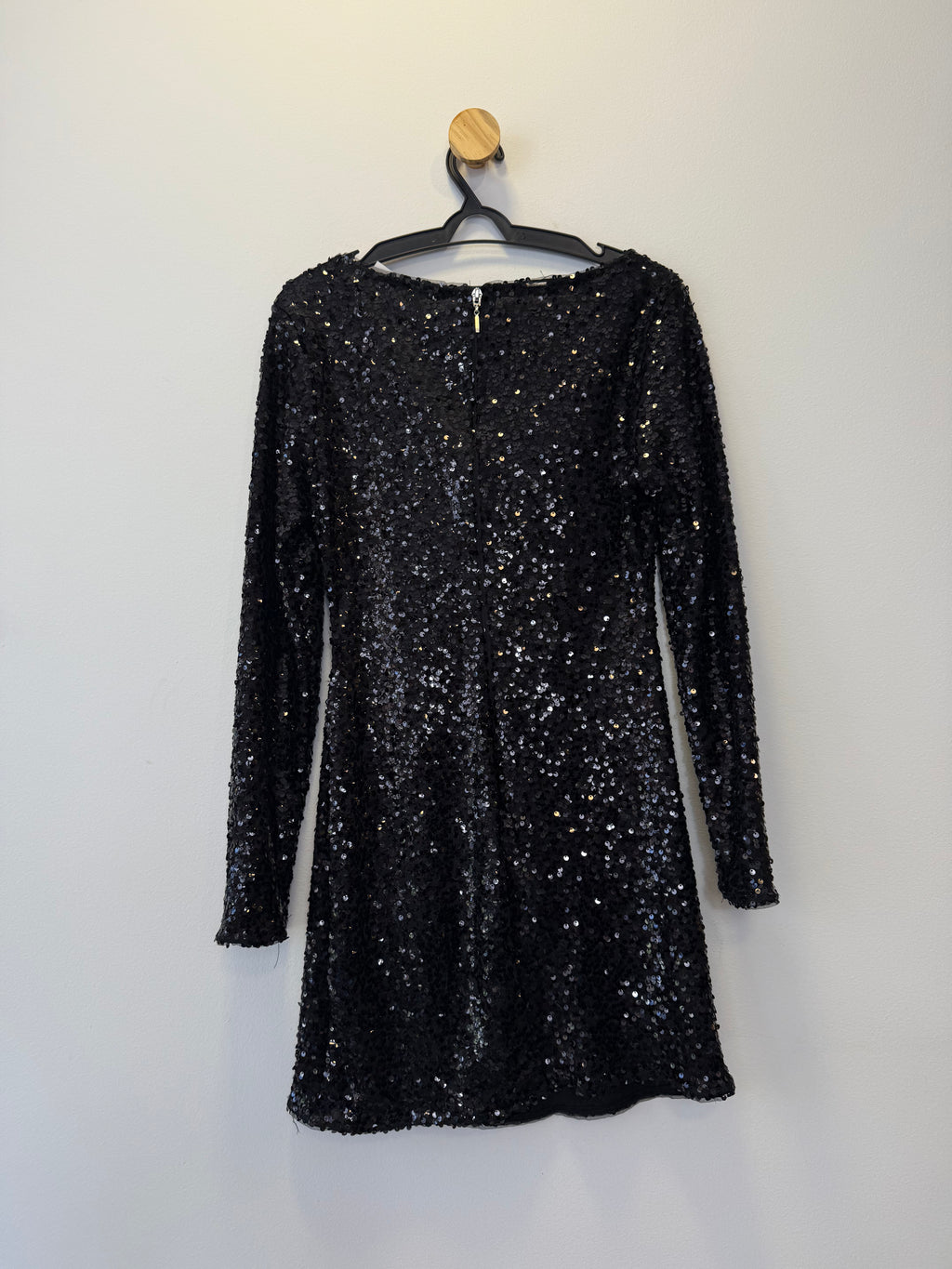 Vestido de Festa Curto Preto em Paete