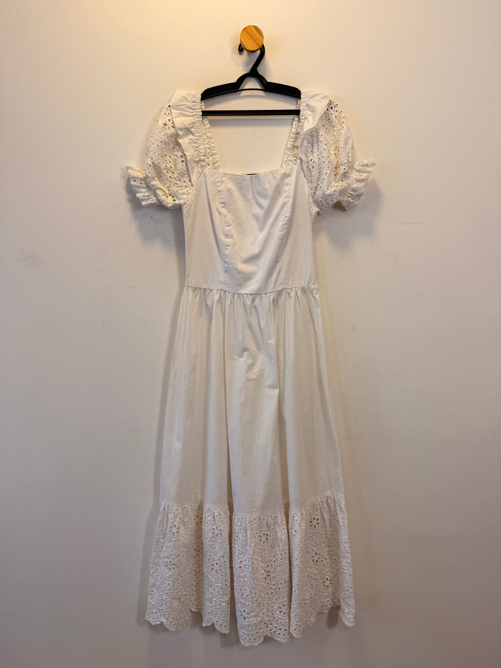 Vestido Branco Yolo Brands