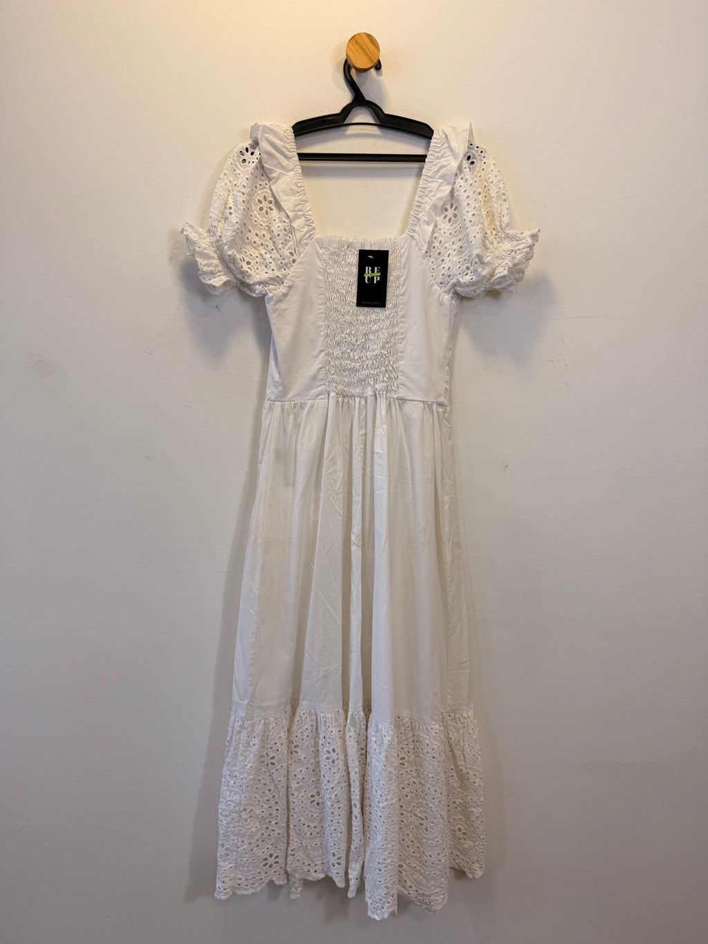 Vestido Branco Yolo Brands