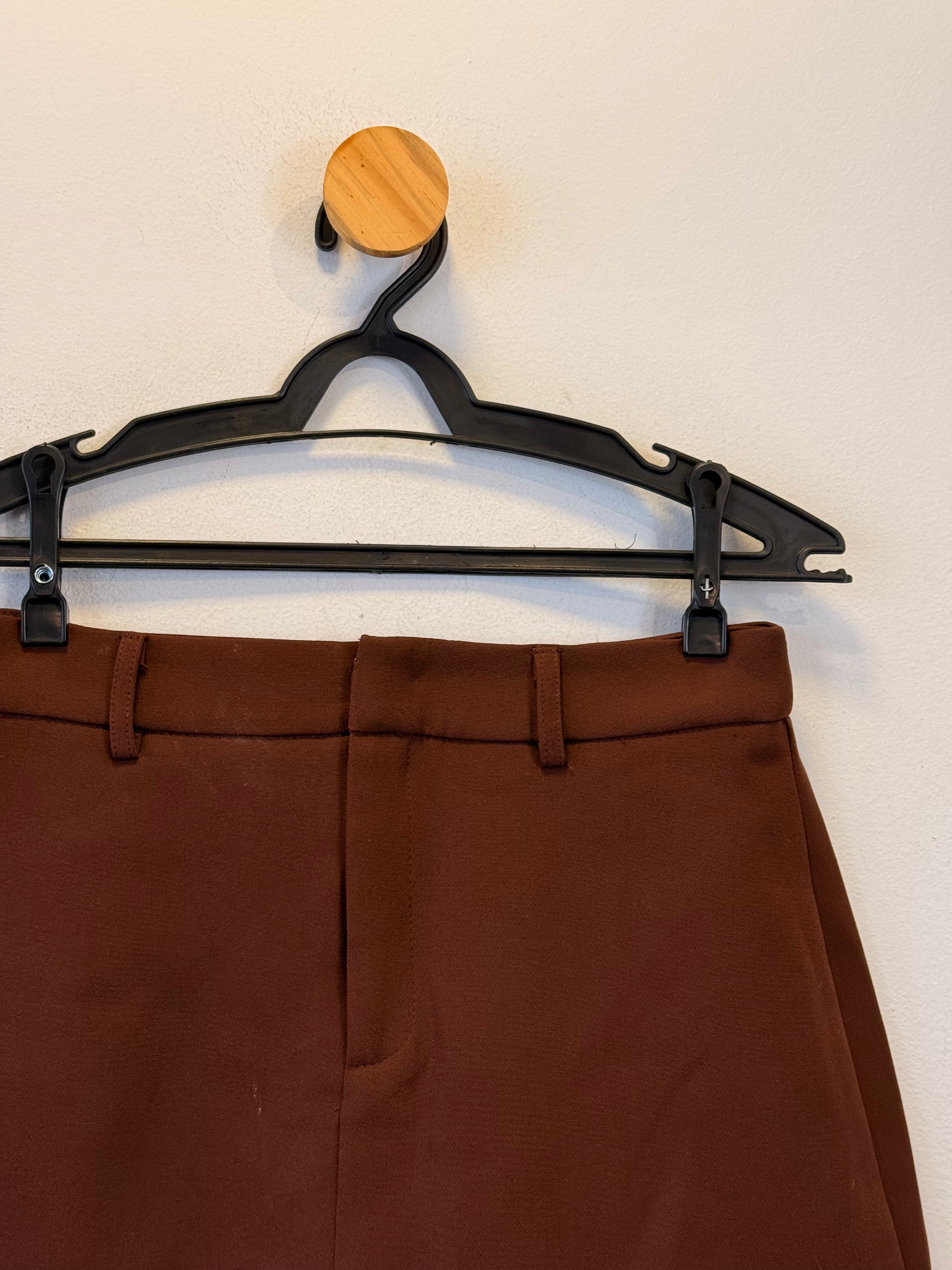 Short Saia Marrom