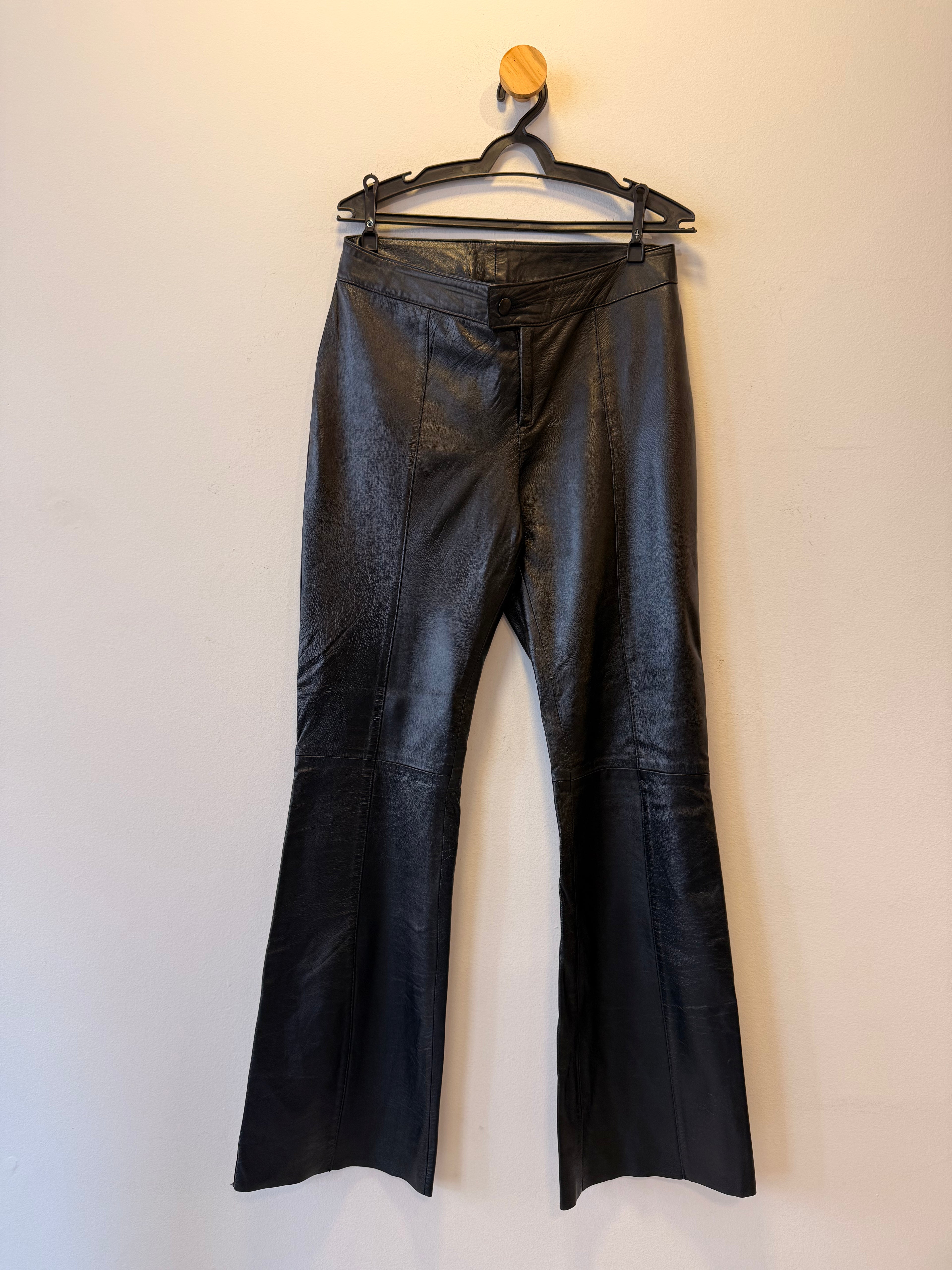 Calça de Couro Preta