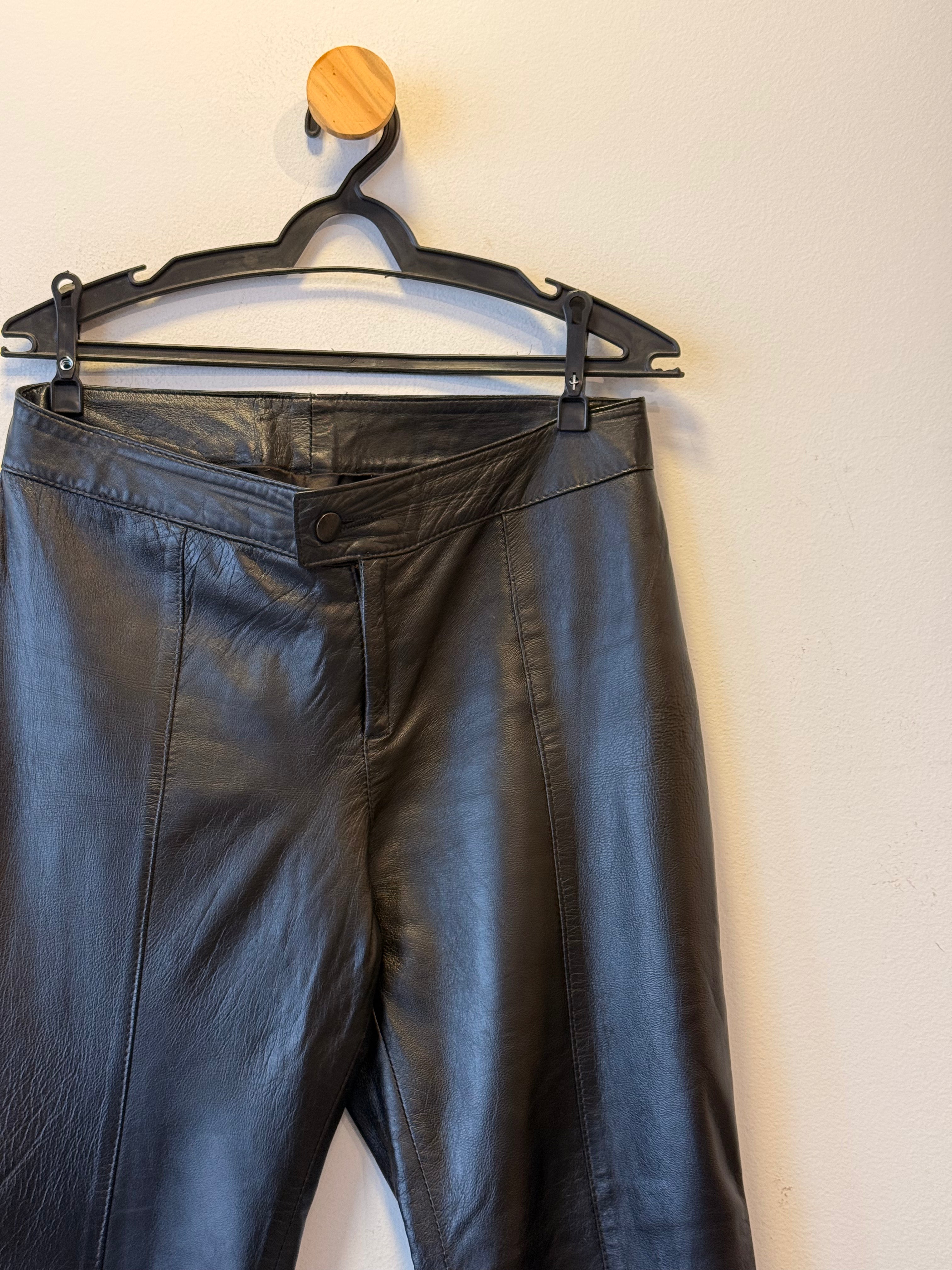 Calça de Couro Preta