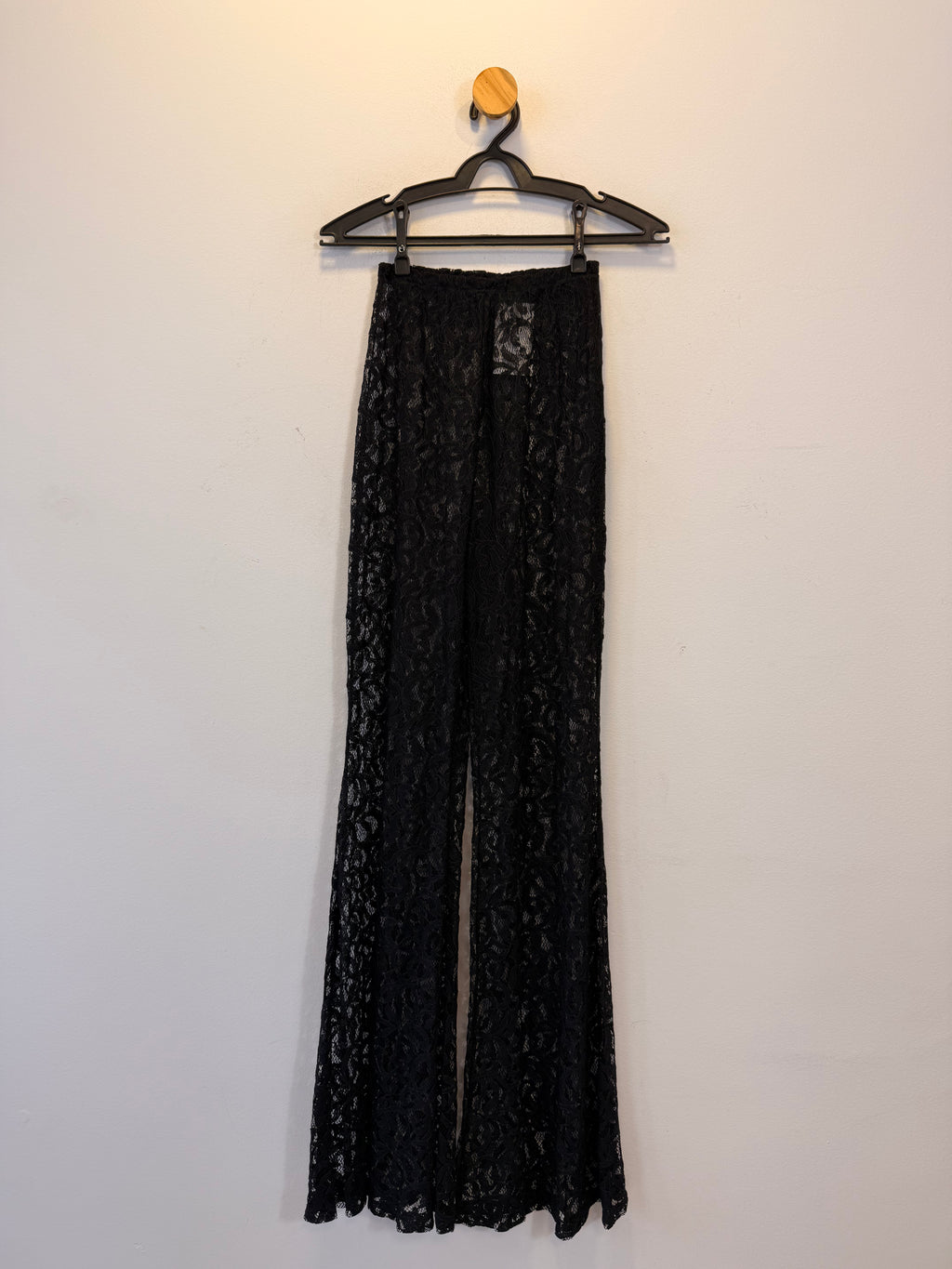 Calça Preta de Renda