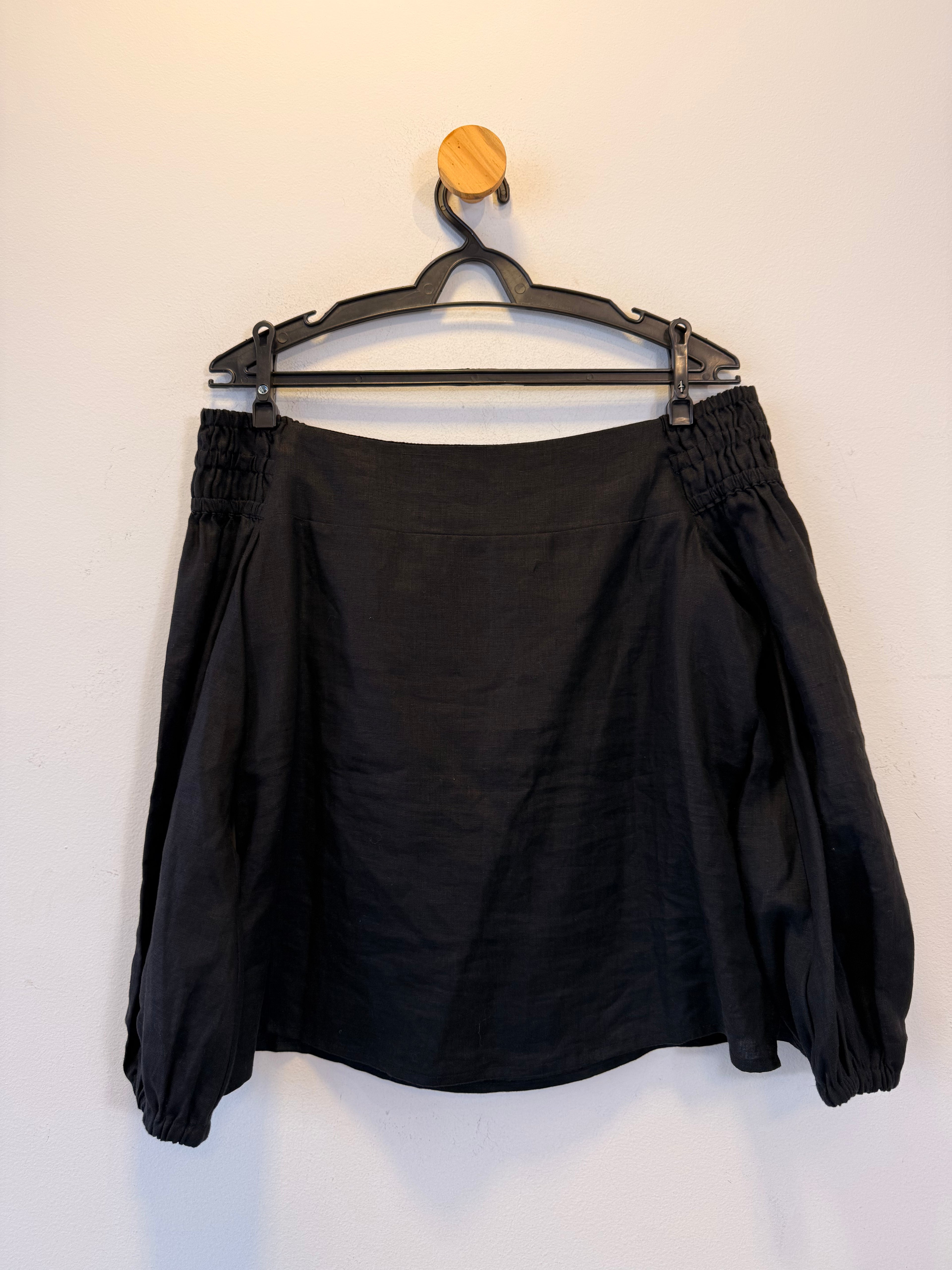 Blusa Preta 100% Linho Souq