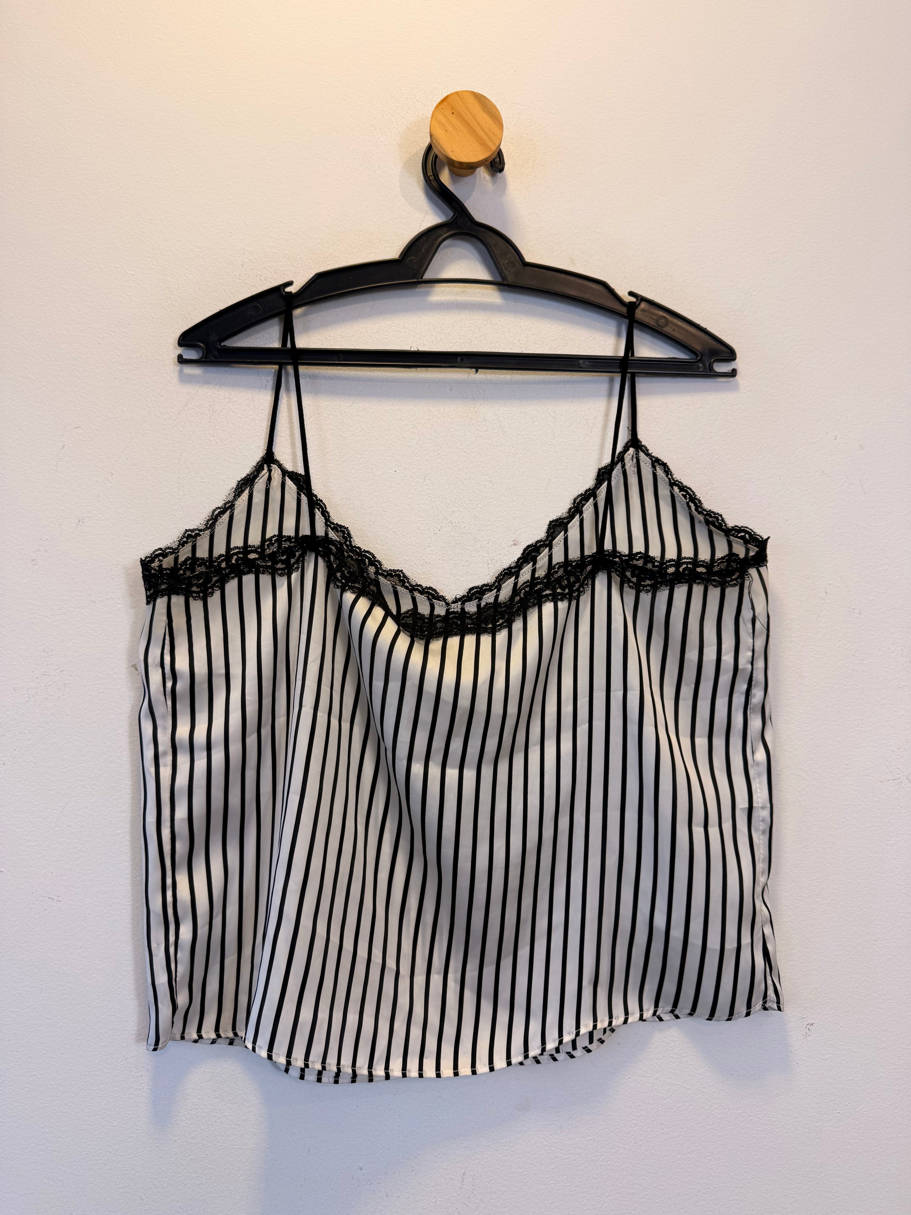 Blusa Listrada Zara