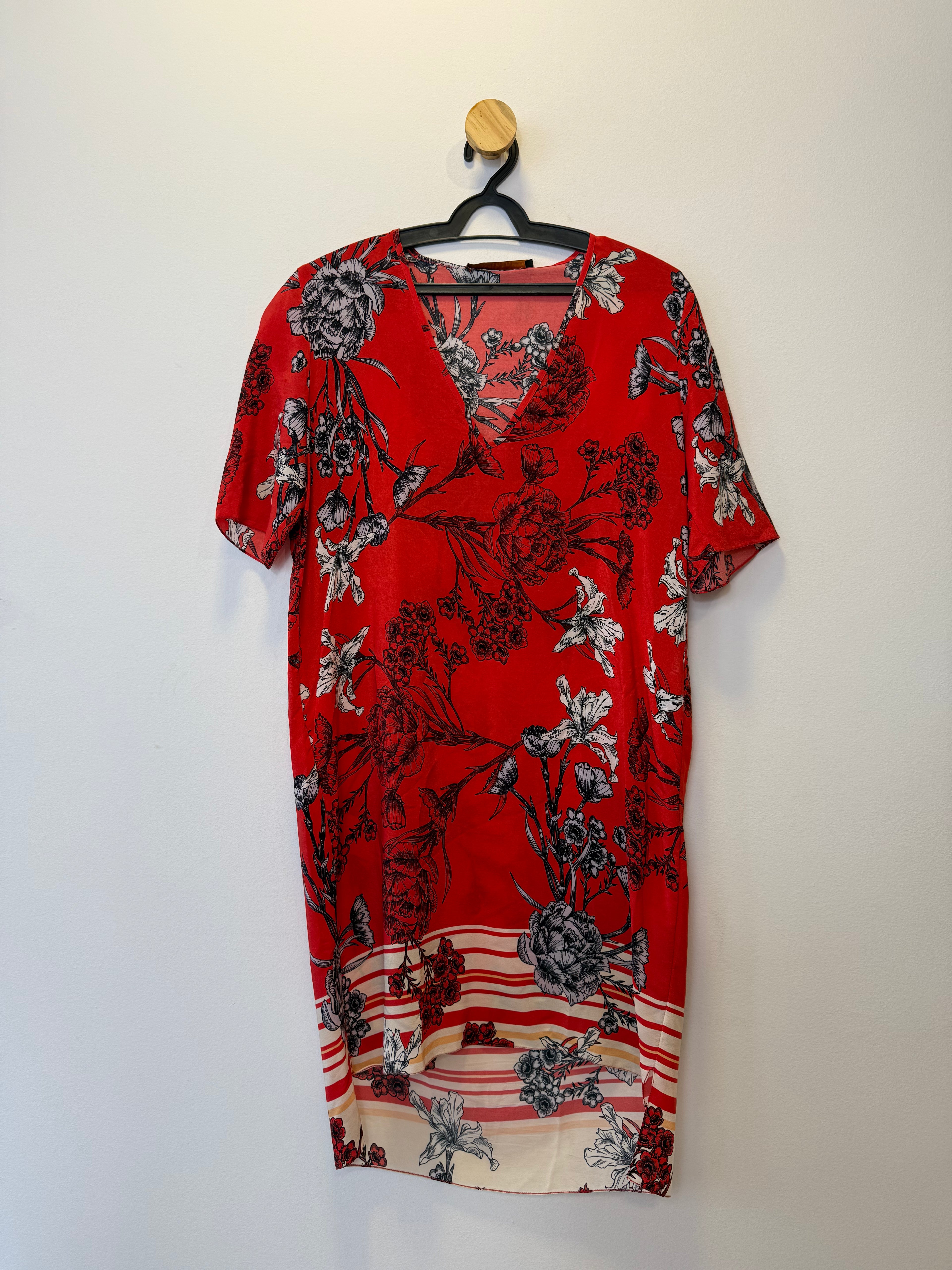 Vestido Vermelho Estampado