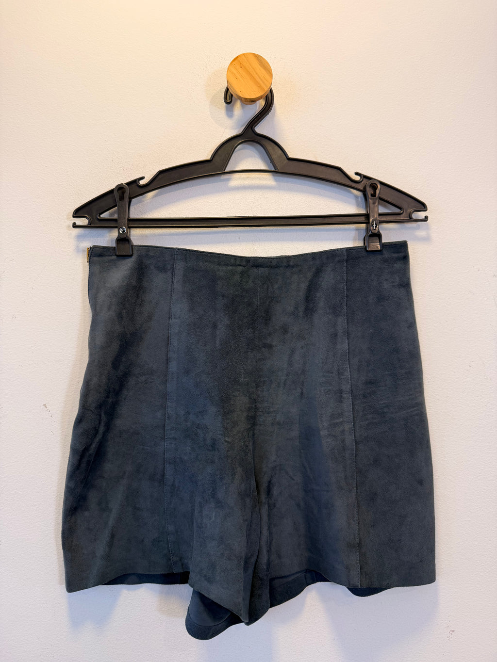 Short de Couro Azul