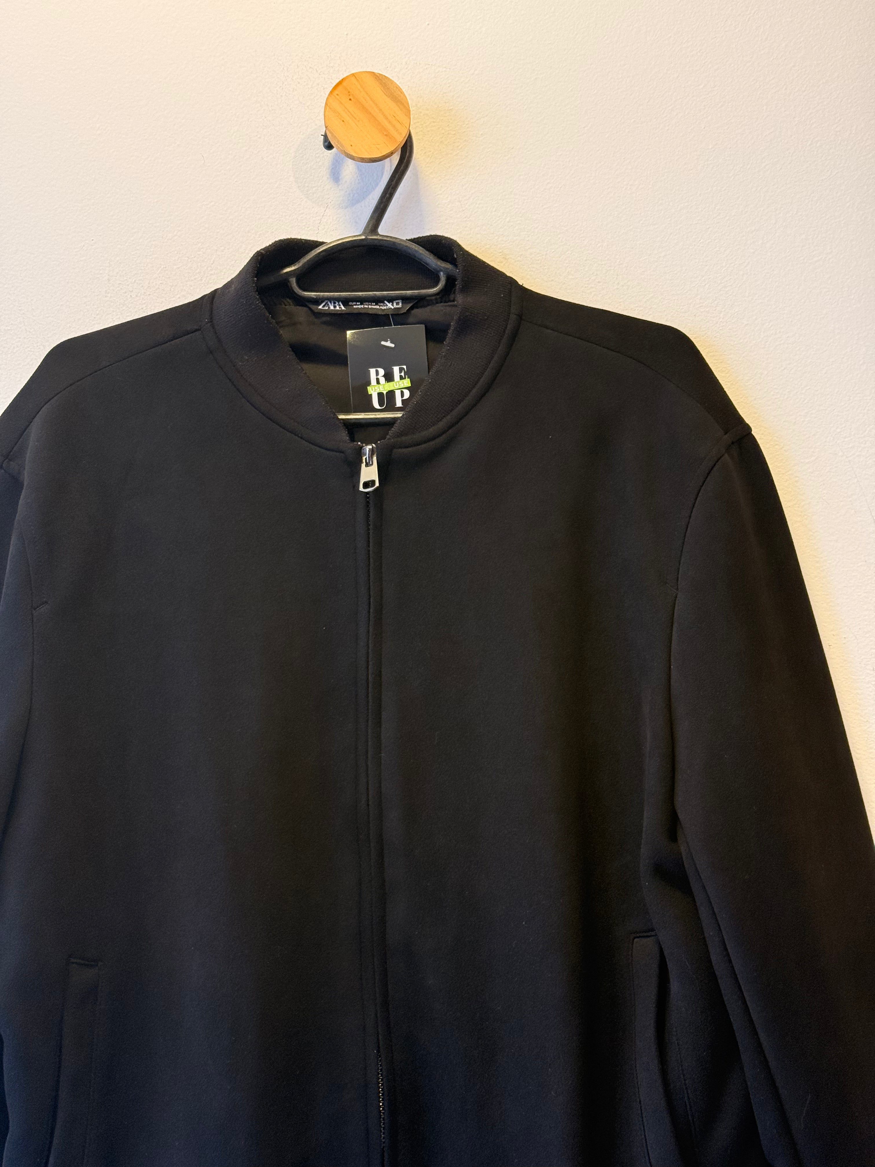 Jaqueta Estilo Bomber Preta Zara