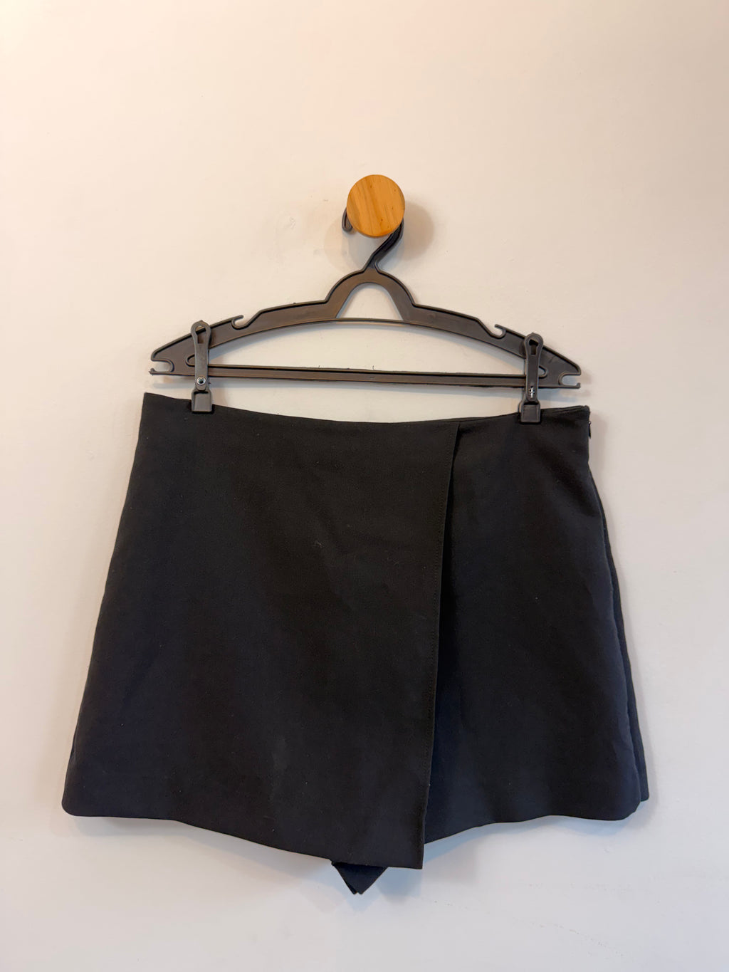 Short Saia Preto