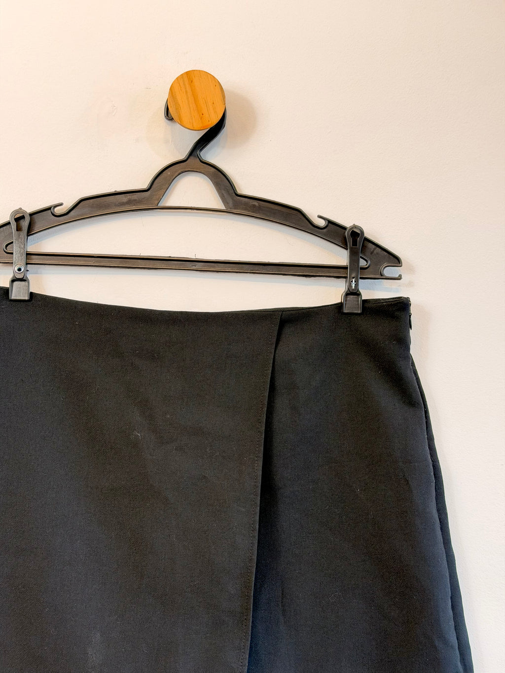 Short Saia Preto