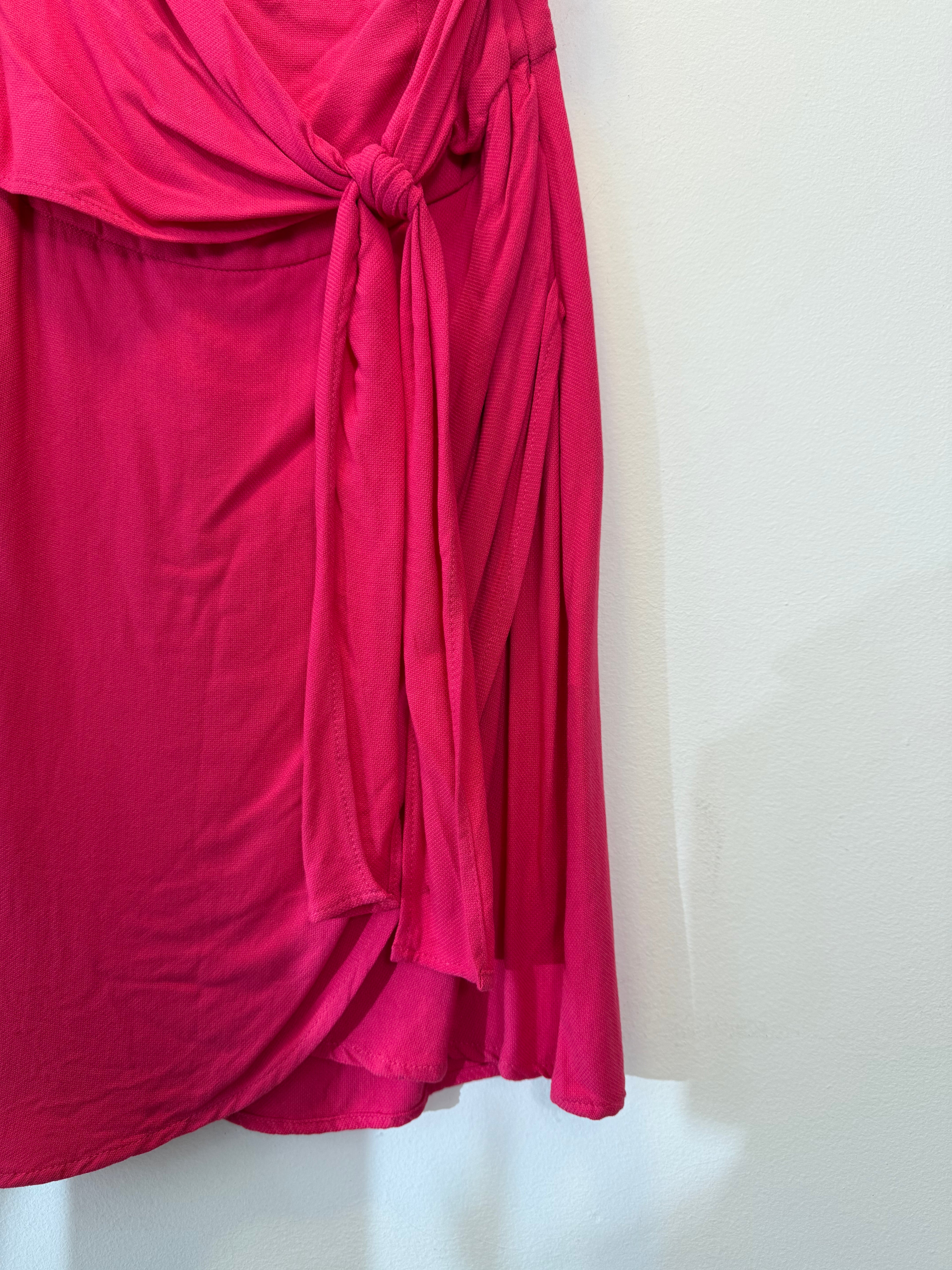 Vestido Manga Única Fucsia