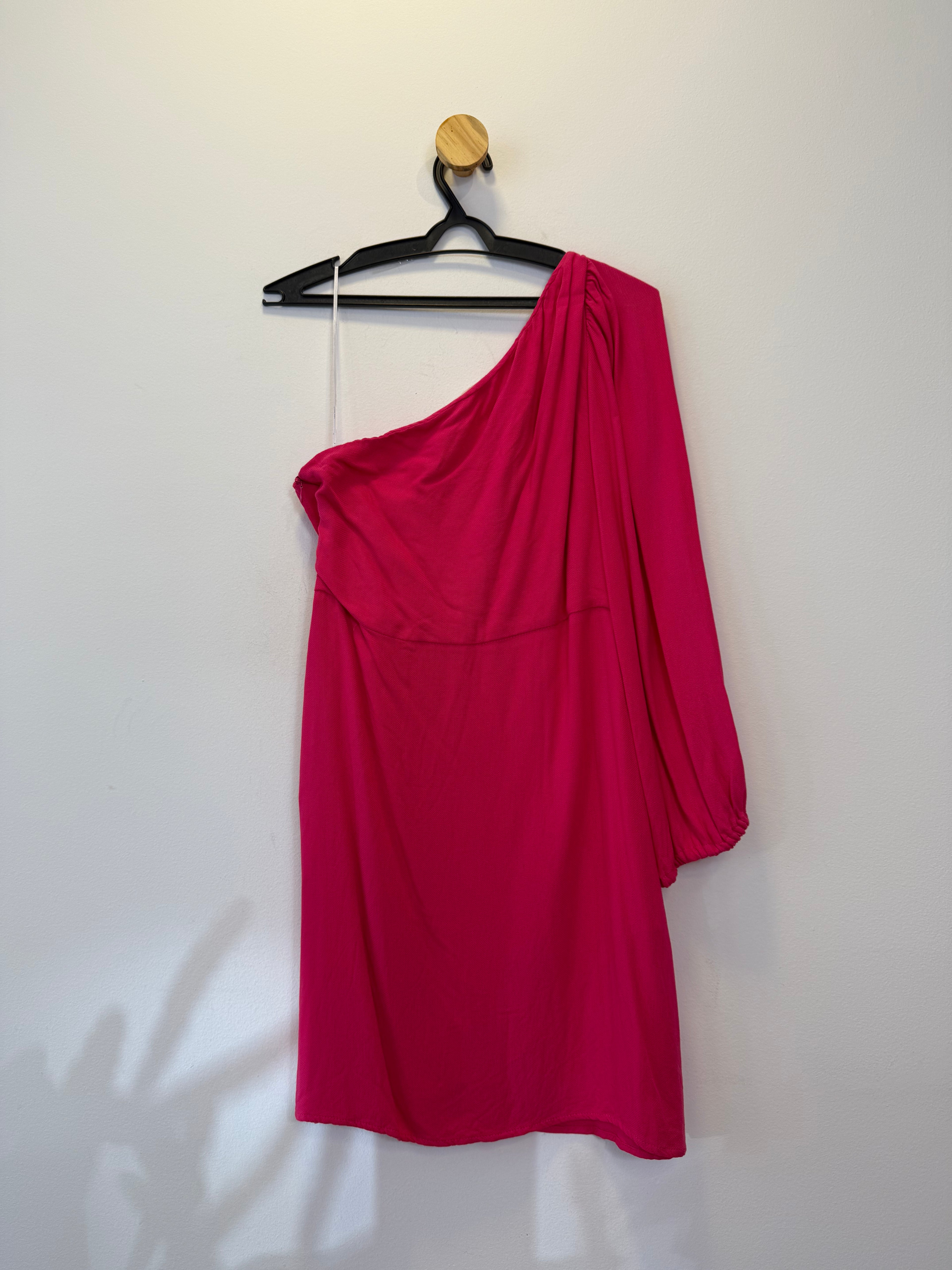 Vestido Manga Única Fucsia