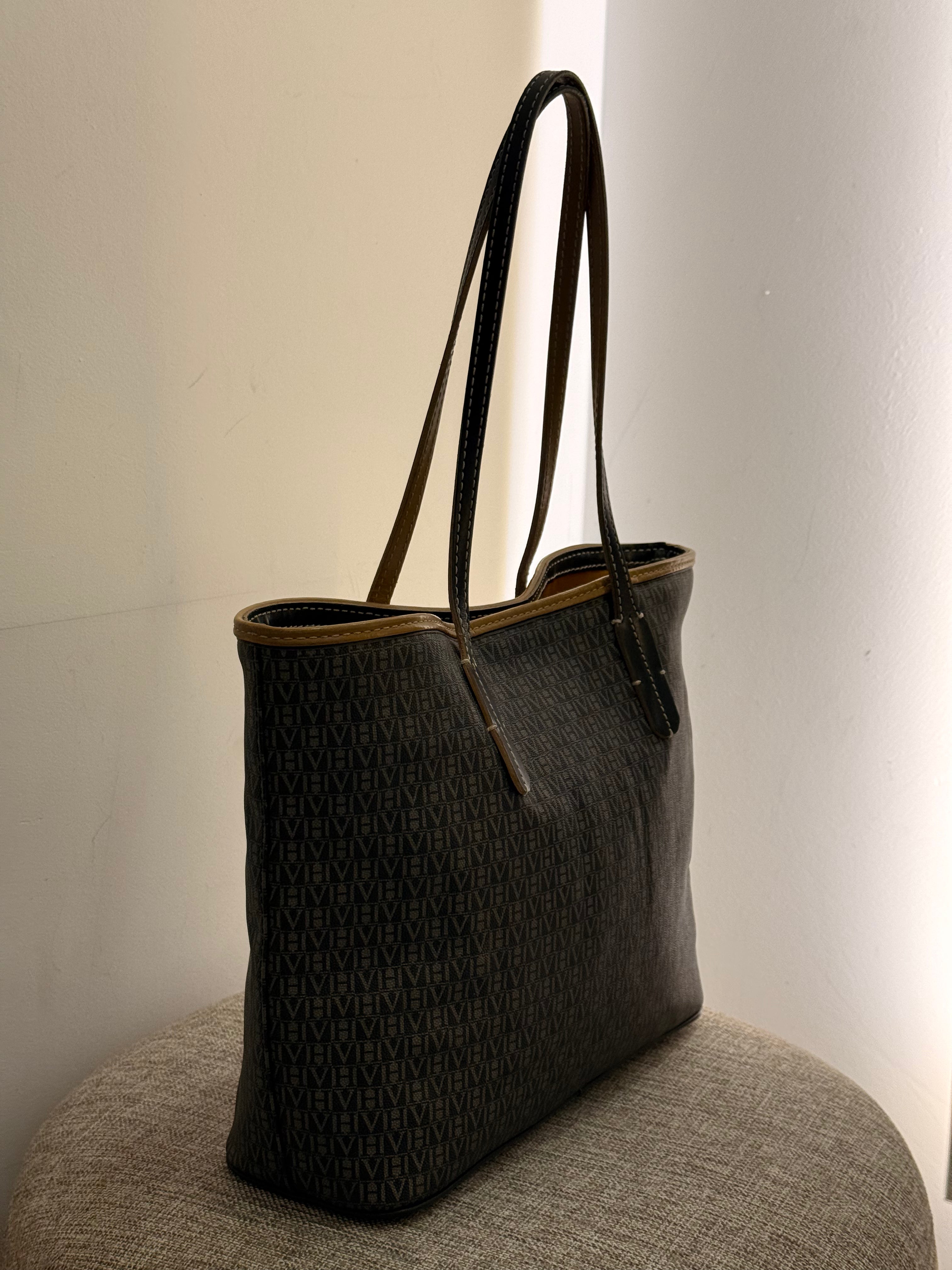 Bolsa Monograma Victor Hugo