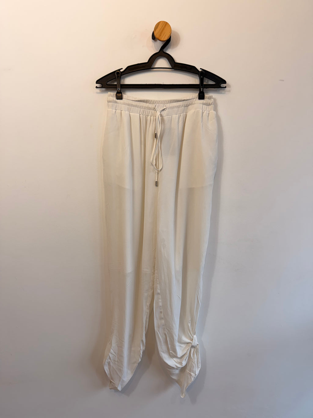 Calça Branca Renata Campos