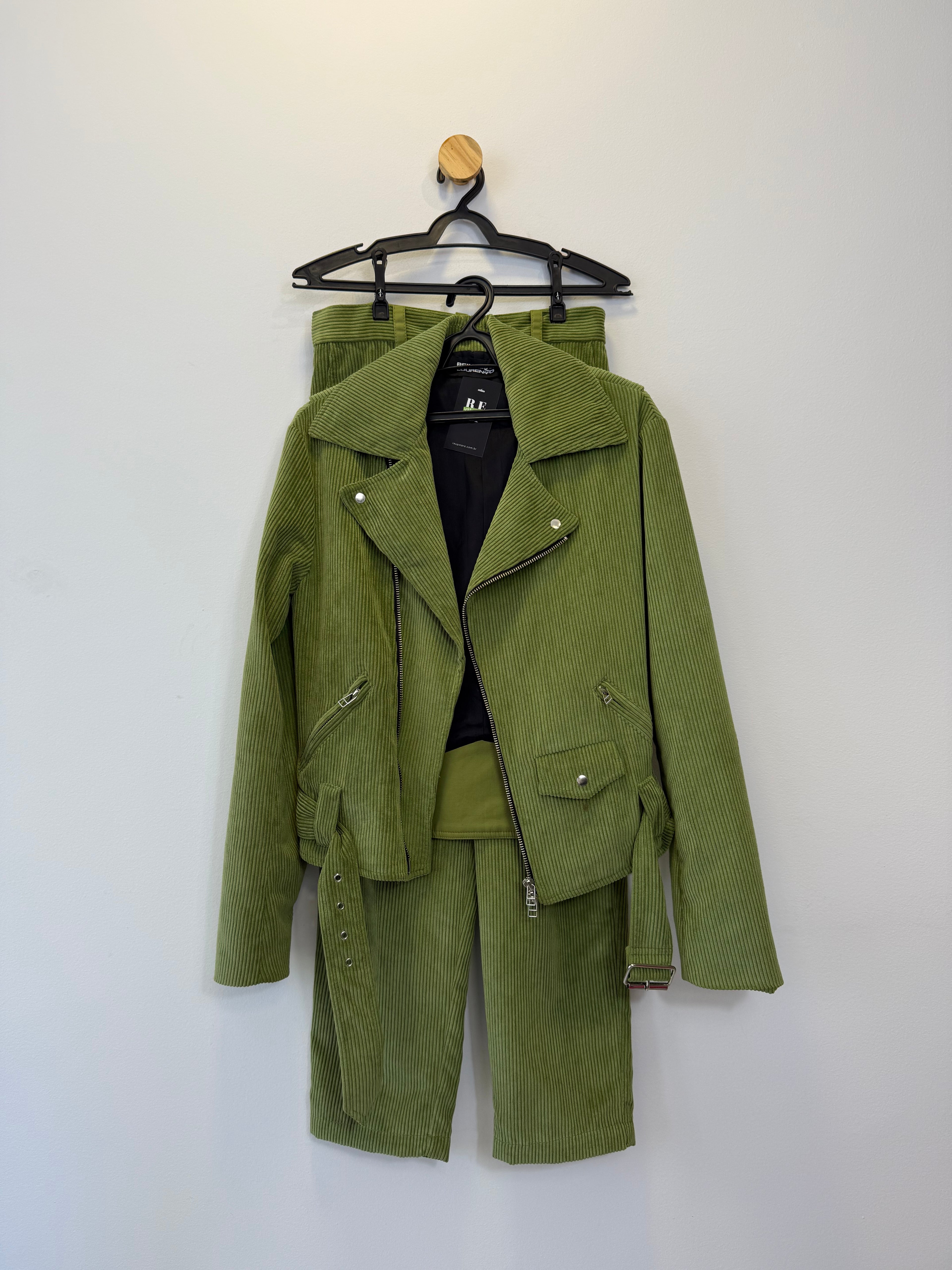 Conjunto Verde