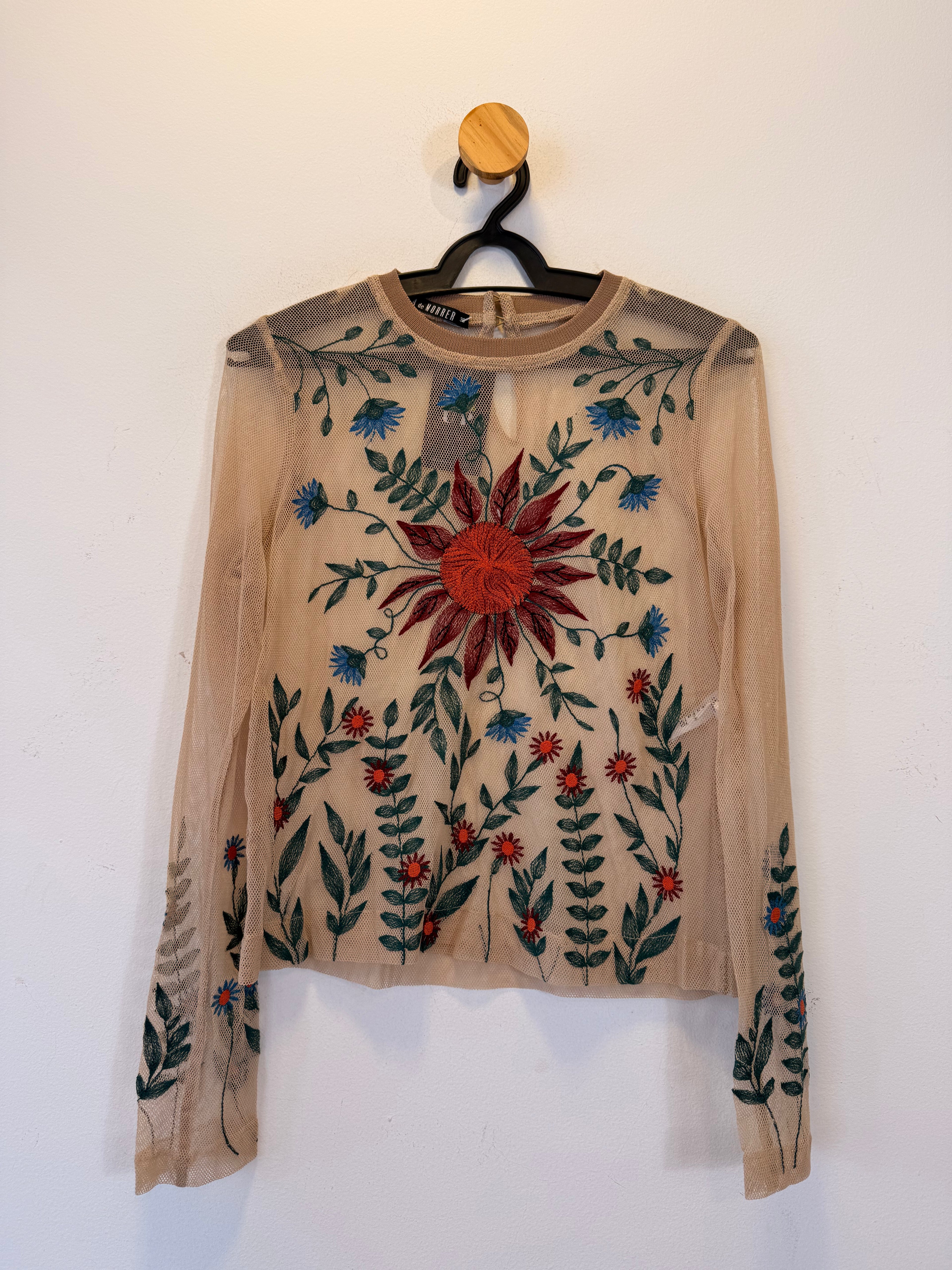 Blusa Bordada Linda de Morrer