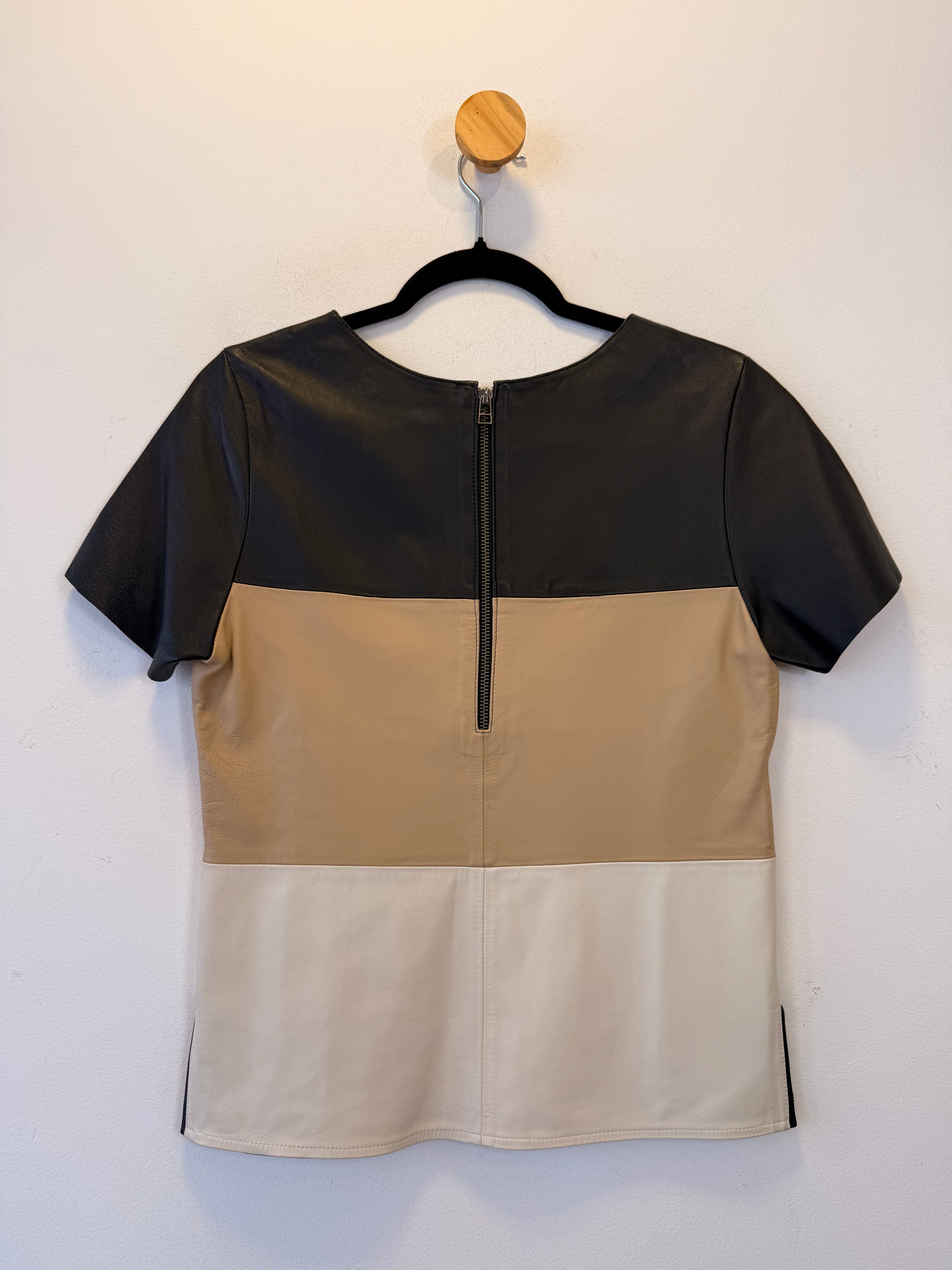 Blusa de Couro Linnia Leatherwear