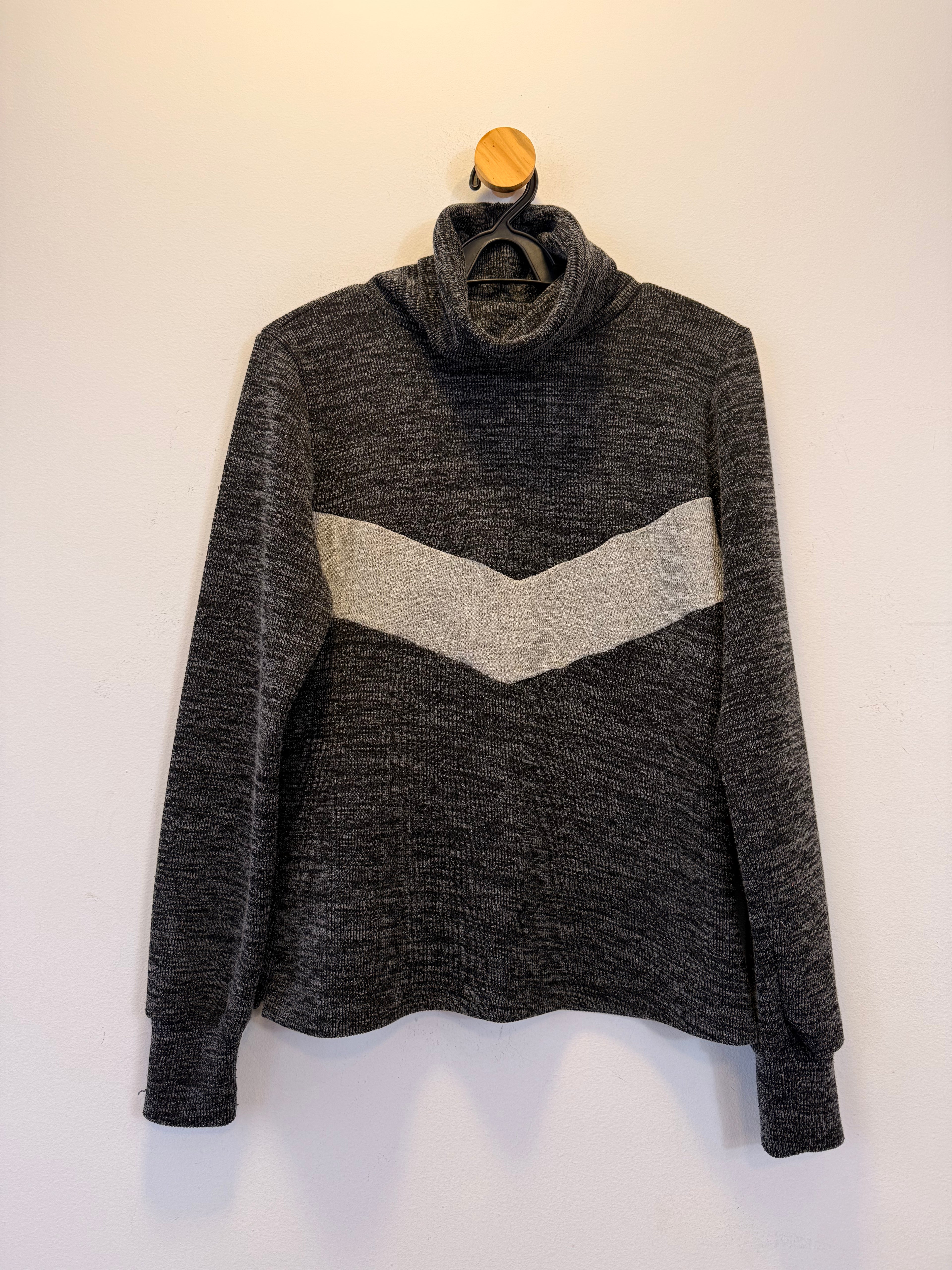 Conjunto Cinza Yolo