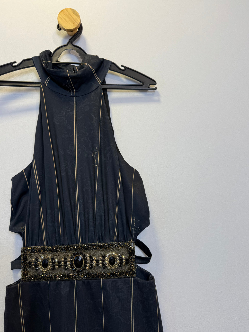 Vestido Tubinho Preto com Dourado