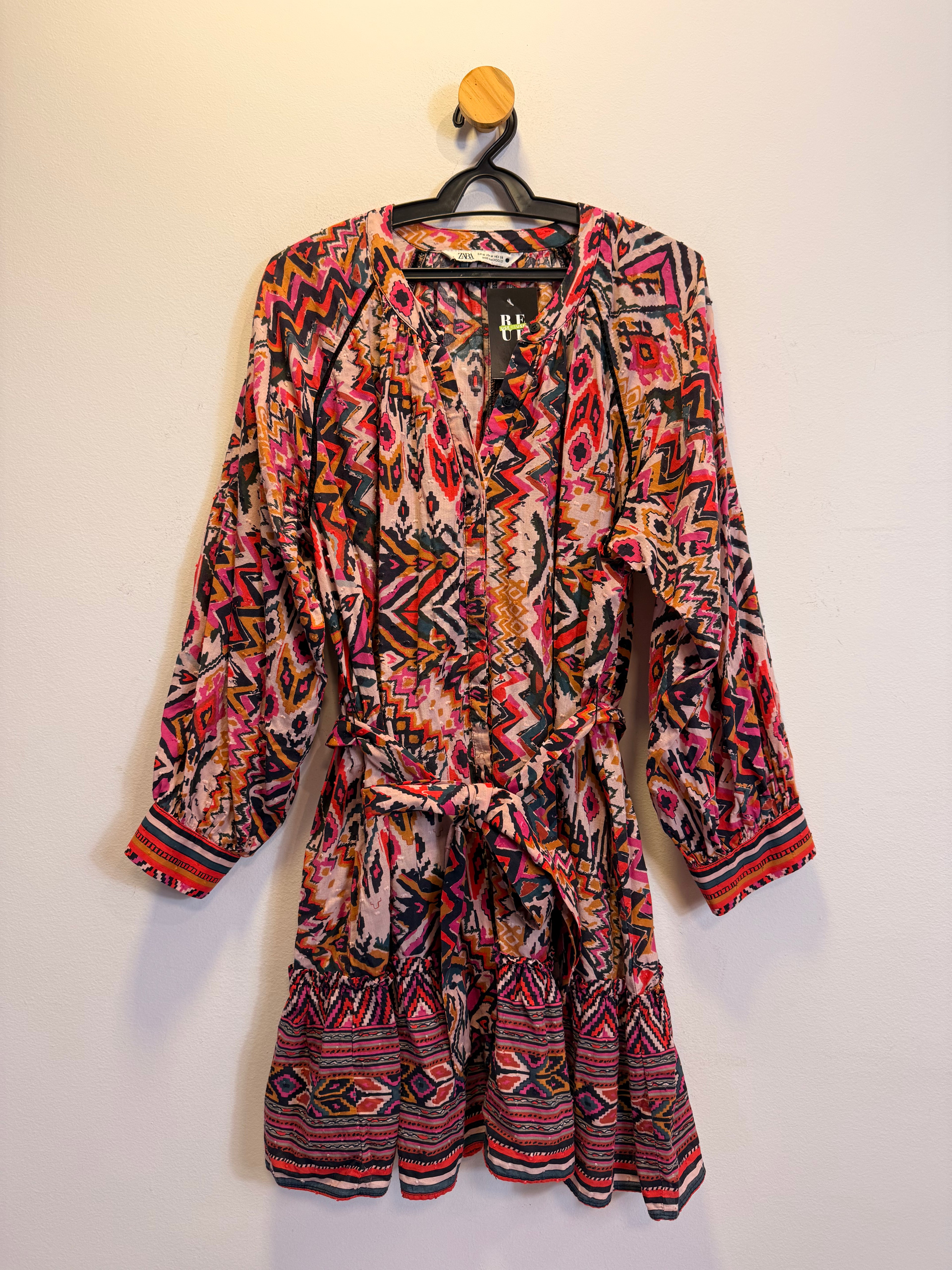 Vestido Curto Zara