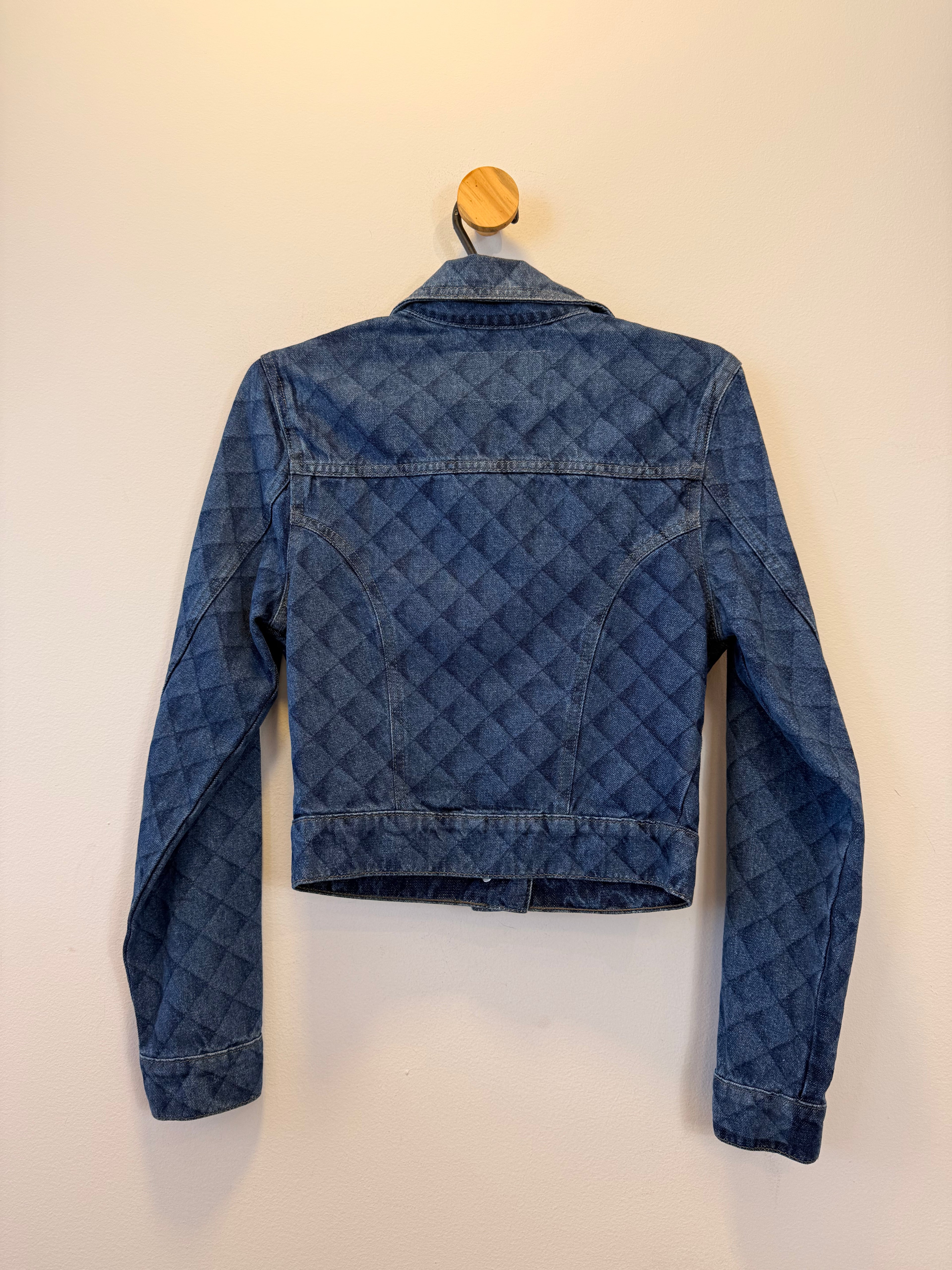 Jaqueta Jeans com Estampa Geometrica