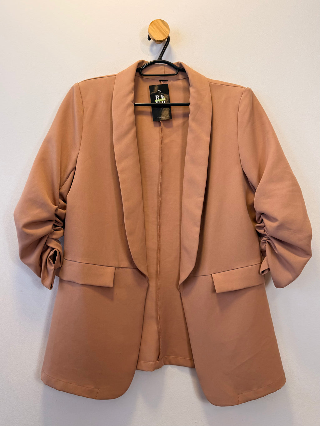 Blazer Alongado com Franzido nas Mangas