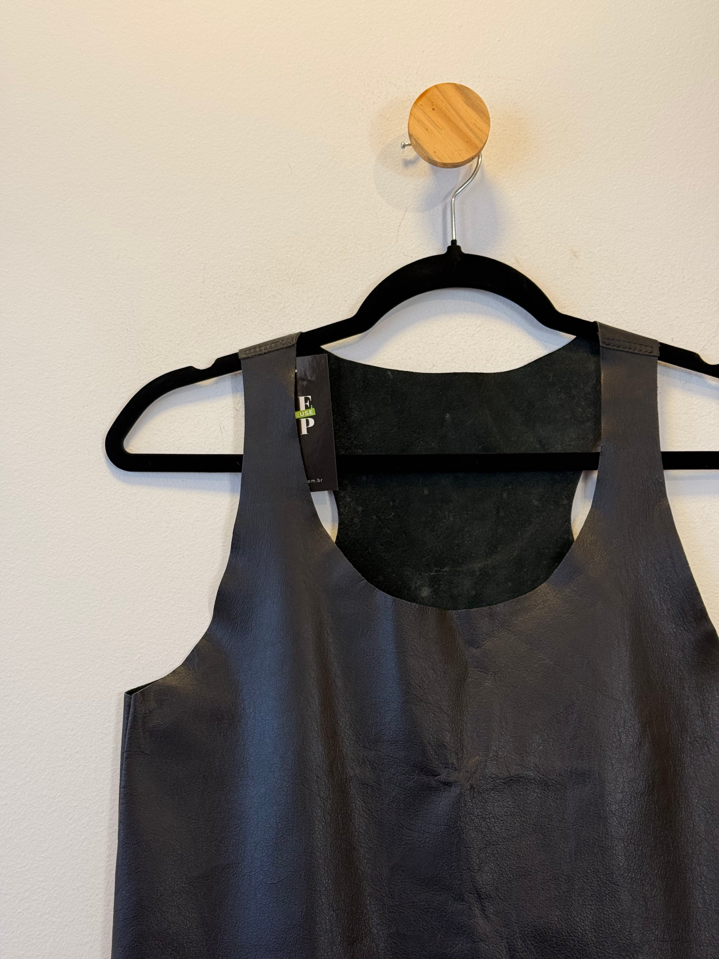 Blusa de Couro Preta
