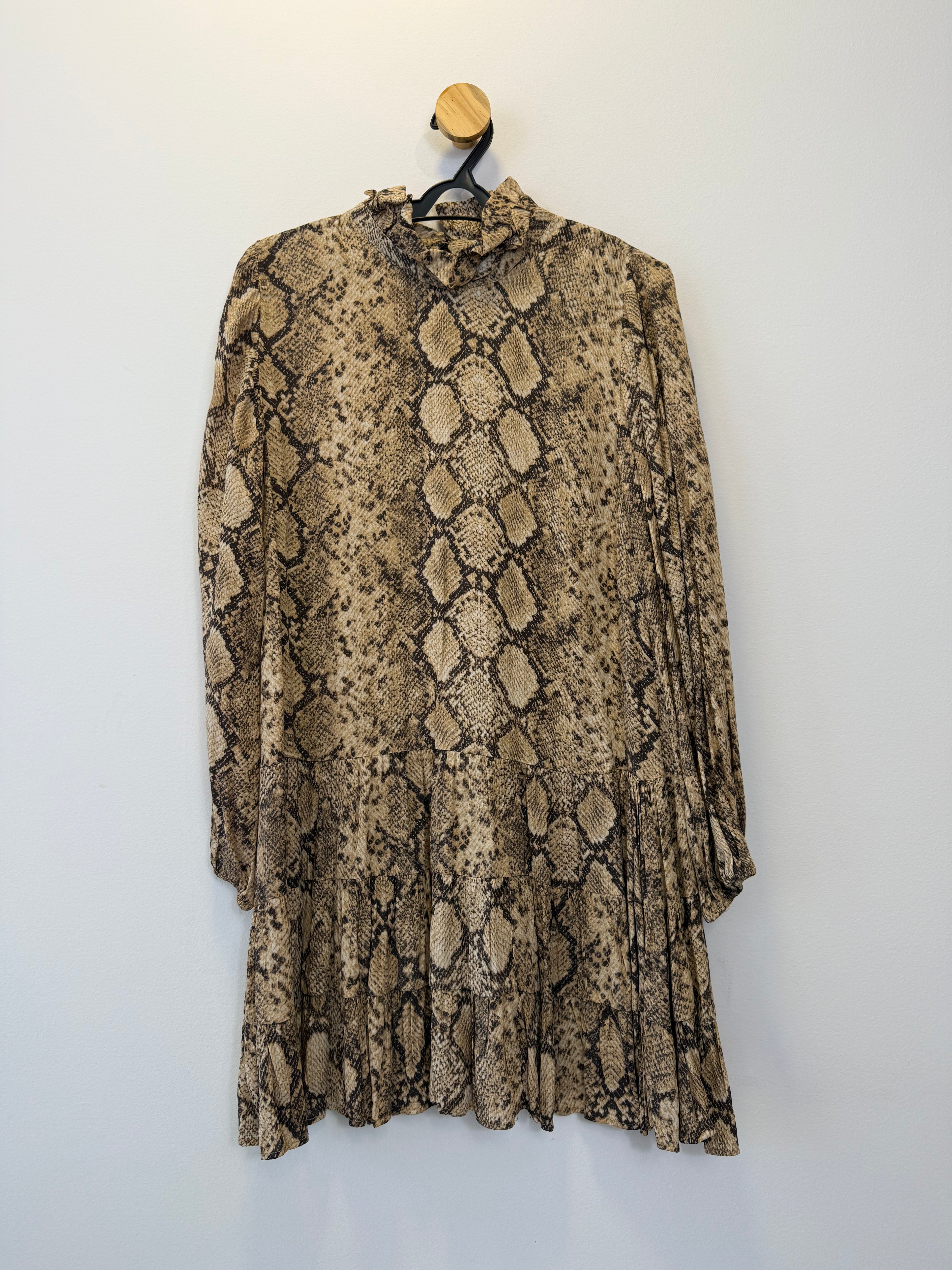 Vestido Curto Animal Print