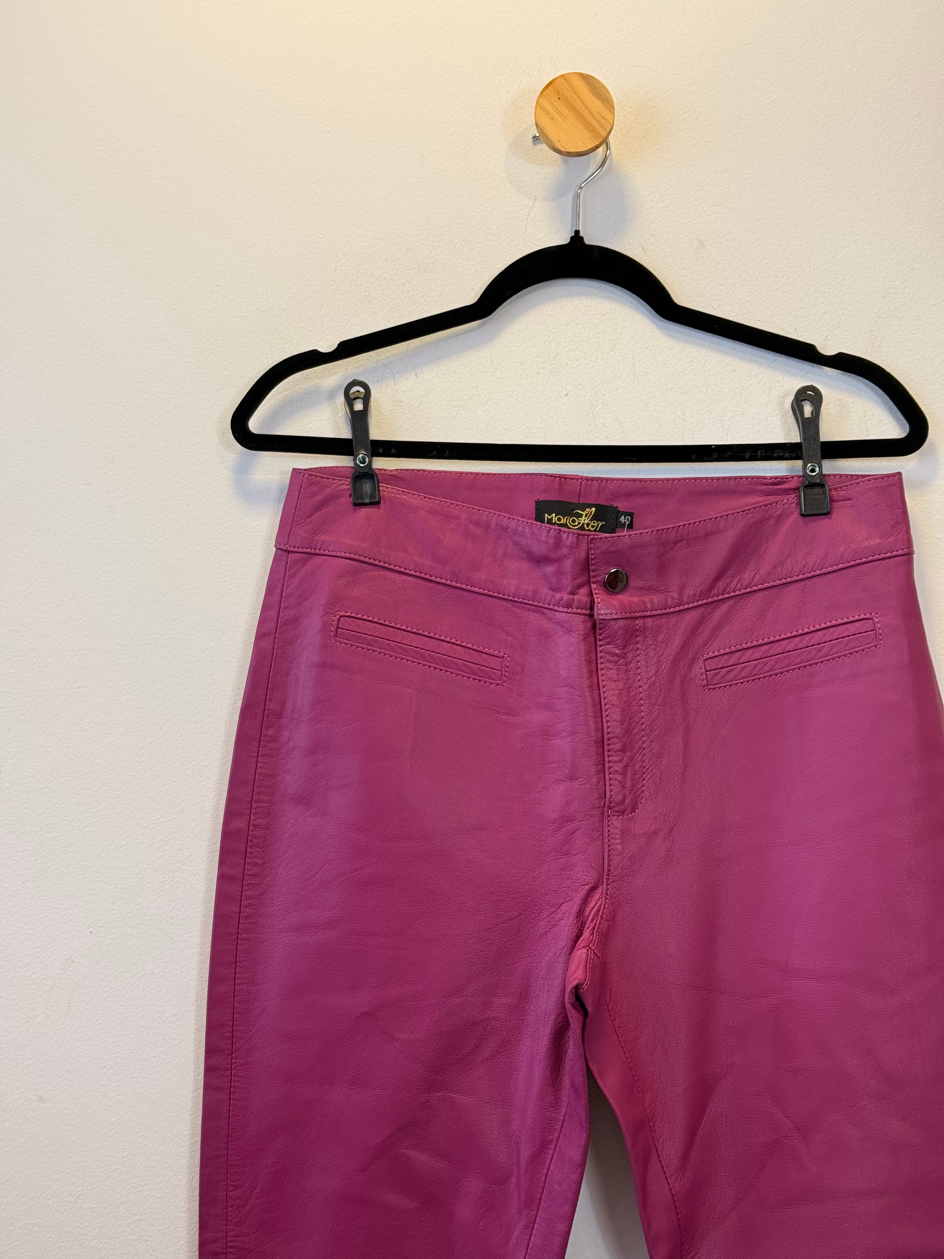 Calça de Couro Rosa