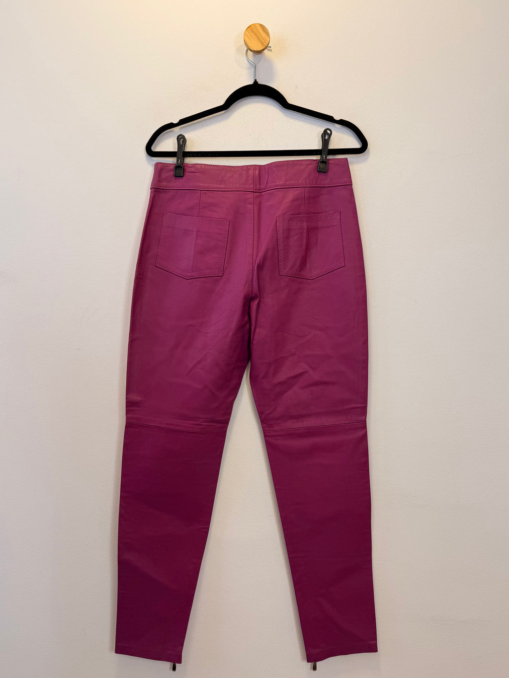 Calça de Couro Rosa