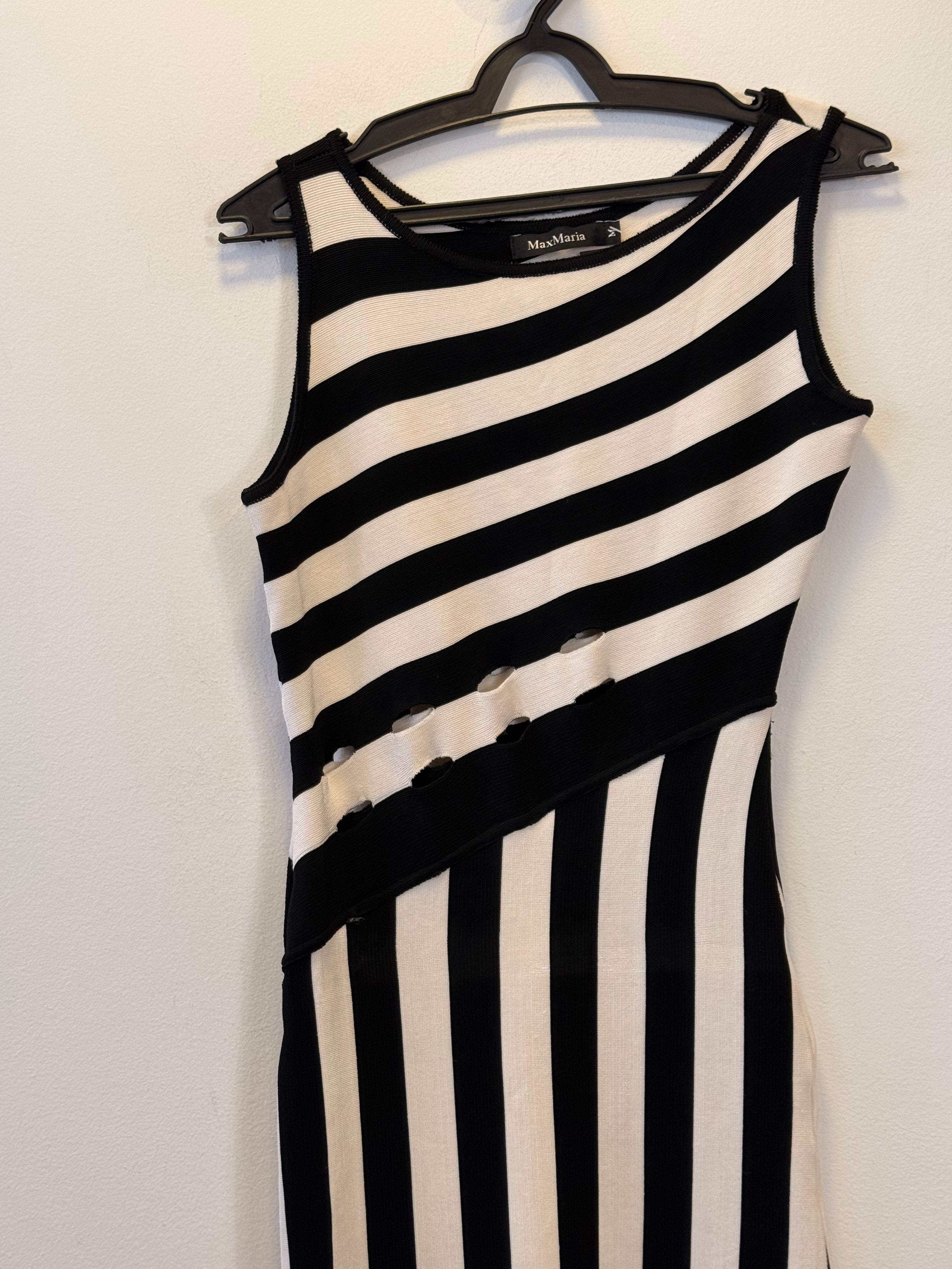 Vestido Listrado Preto e Branco