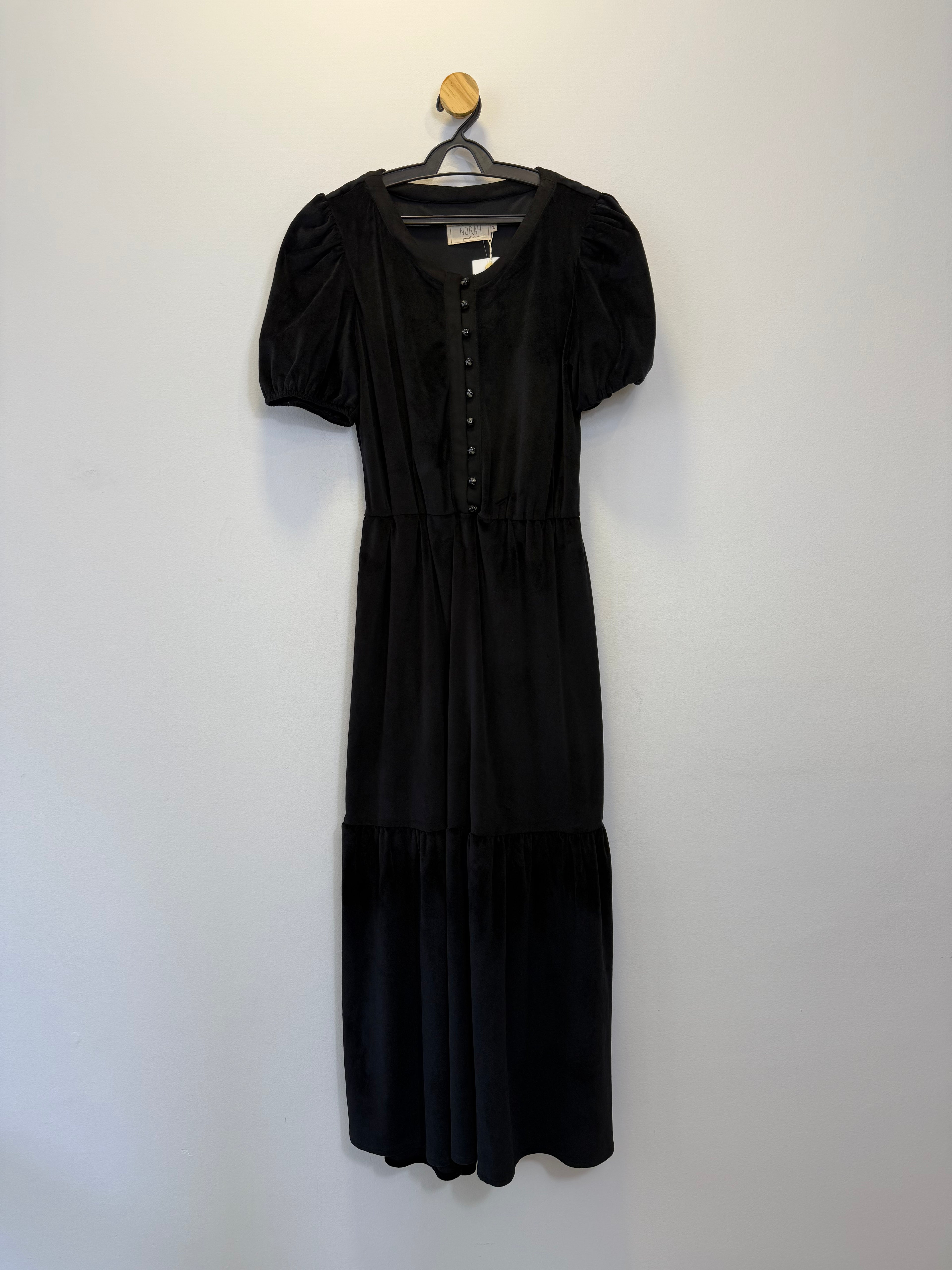 Vestido Preto Manga Princesa