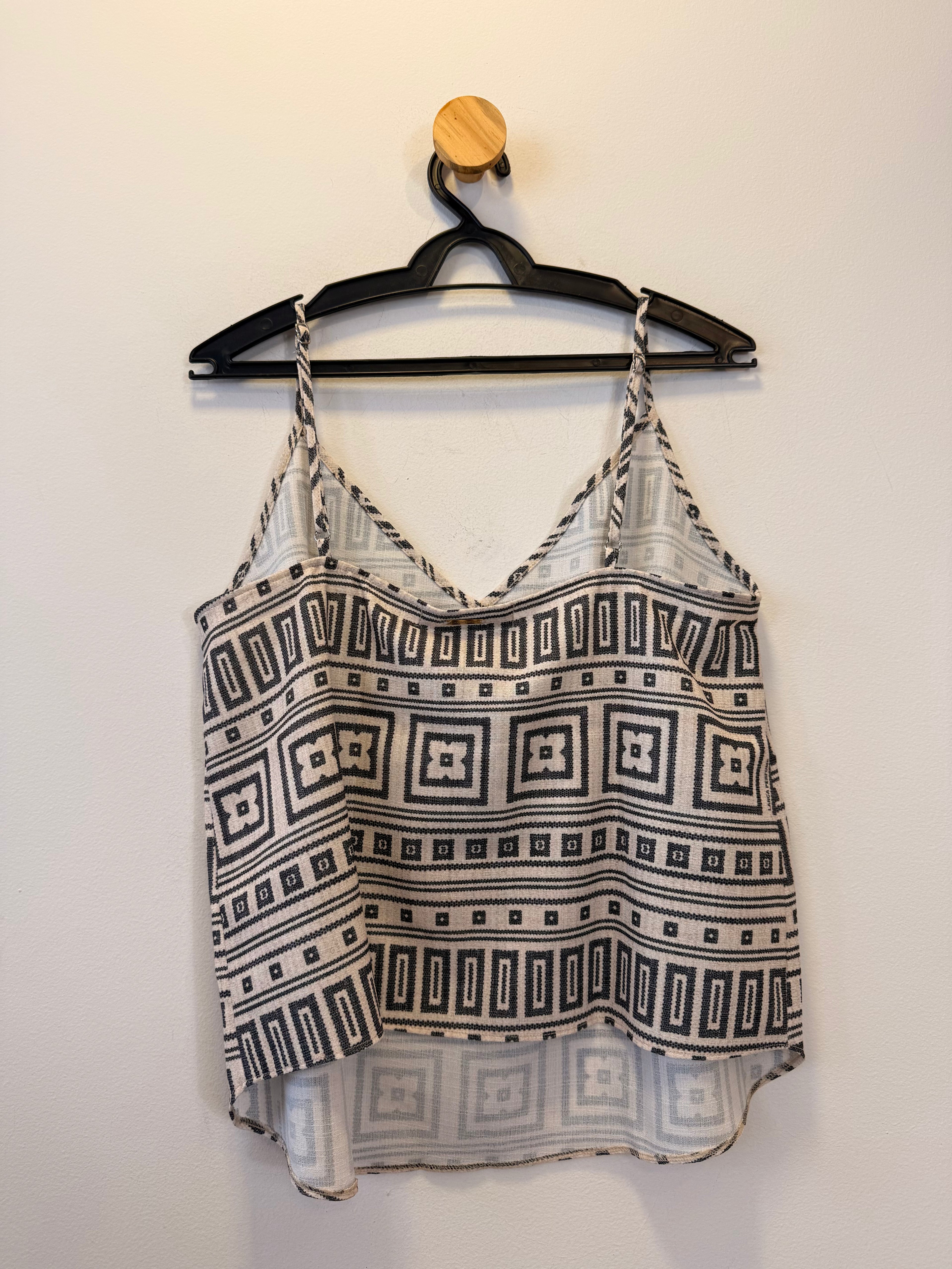 Blusa Estampa Geometrica Decote V