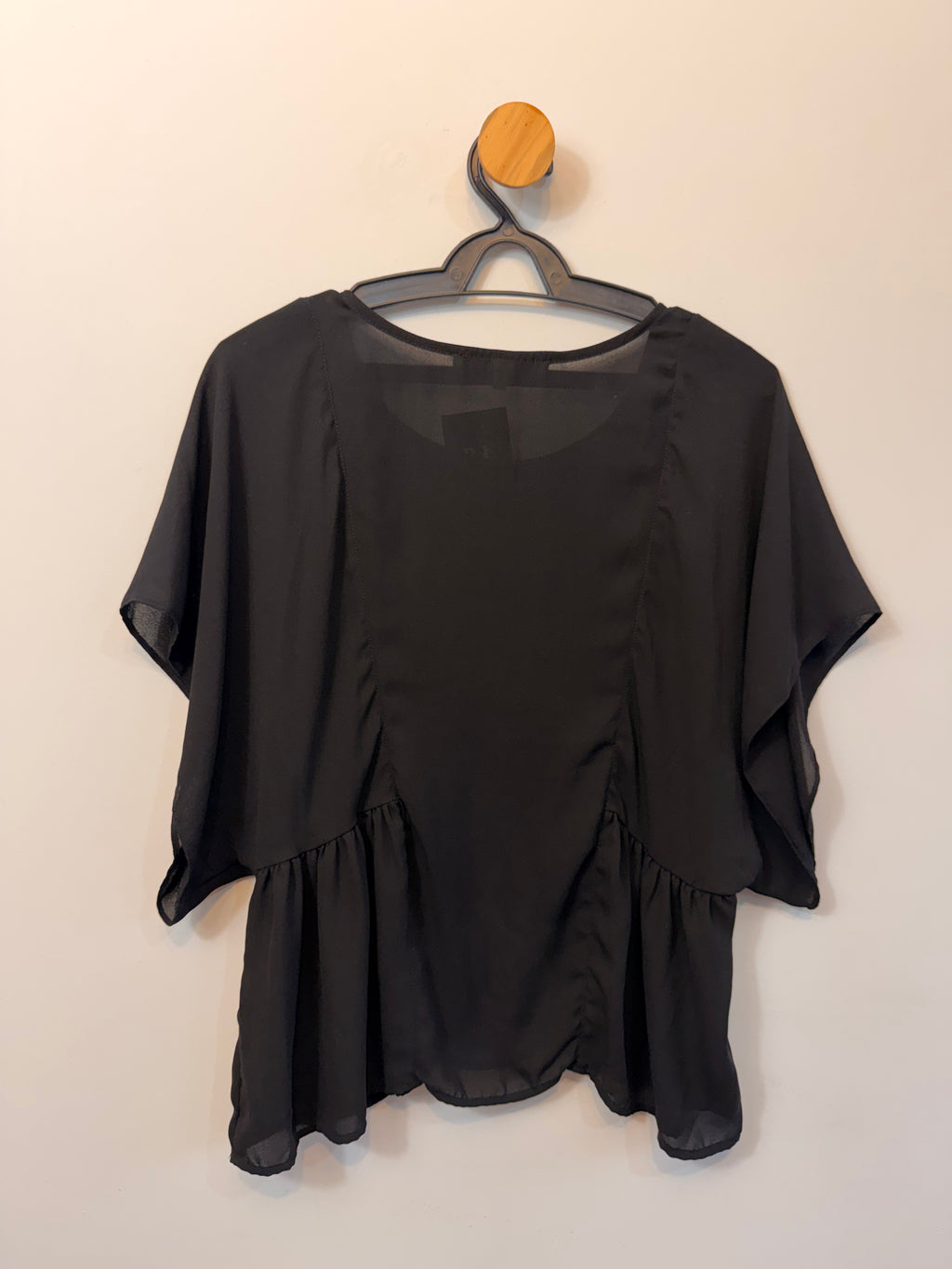 Blusa Preta Shoulder