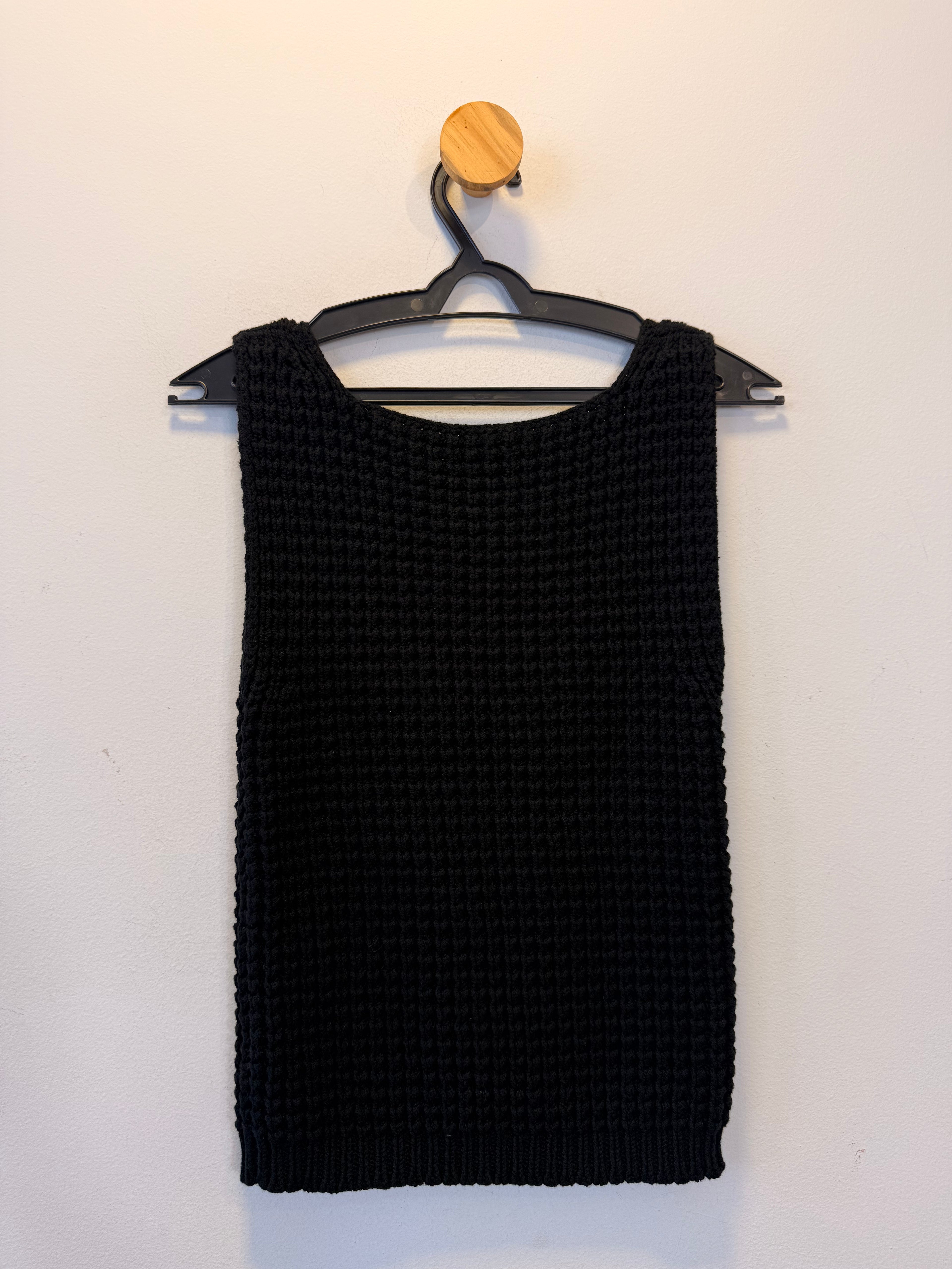 Regata Preta Malha Anselmi