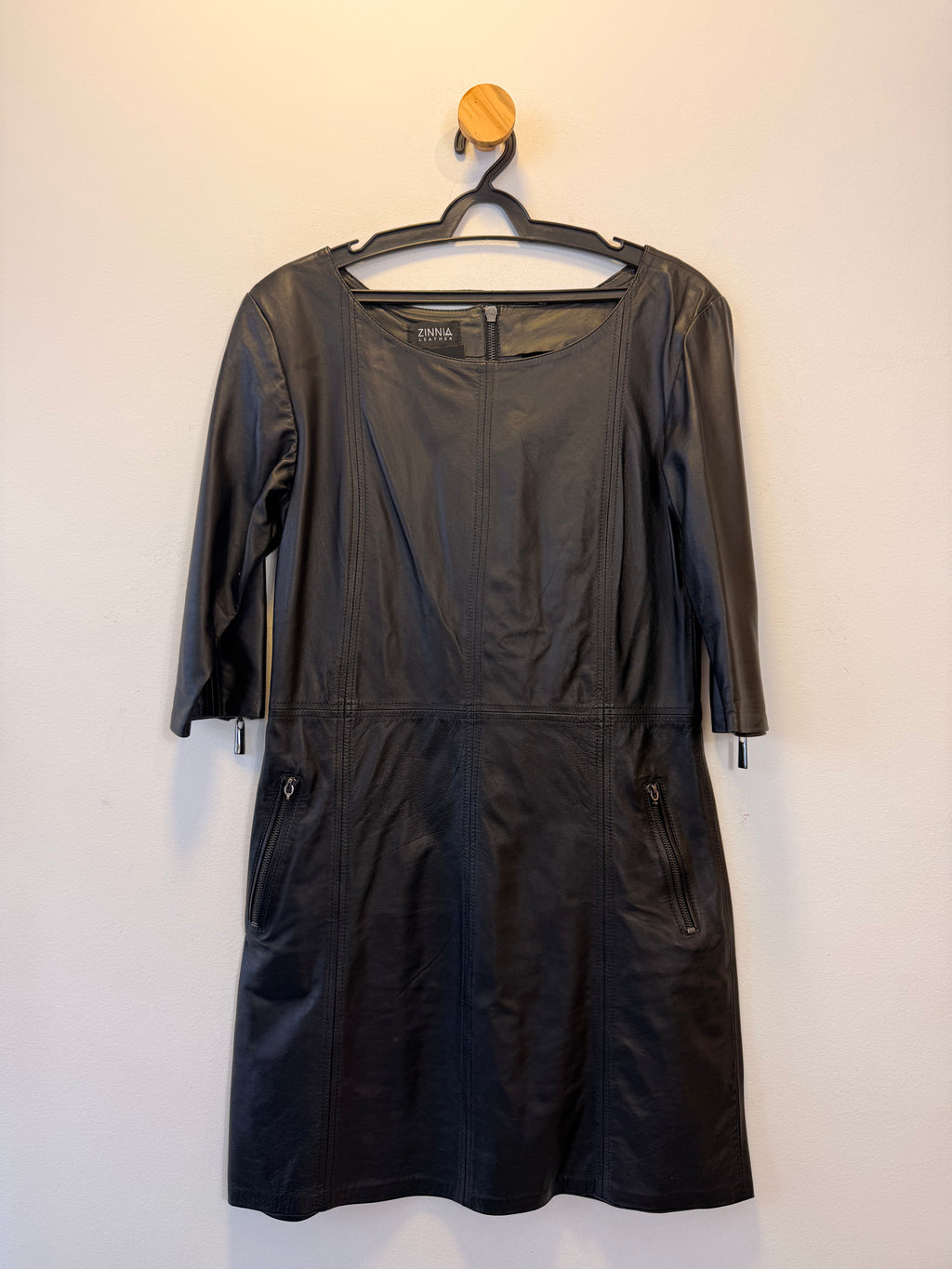Vestido Preto Couro Zinnia