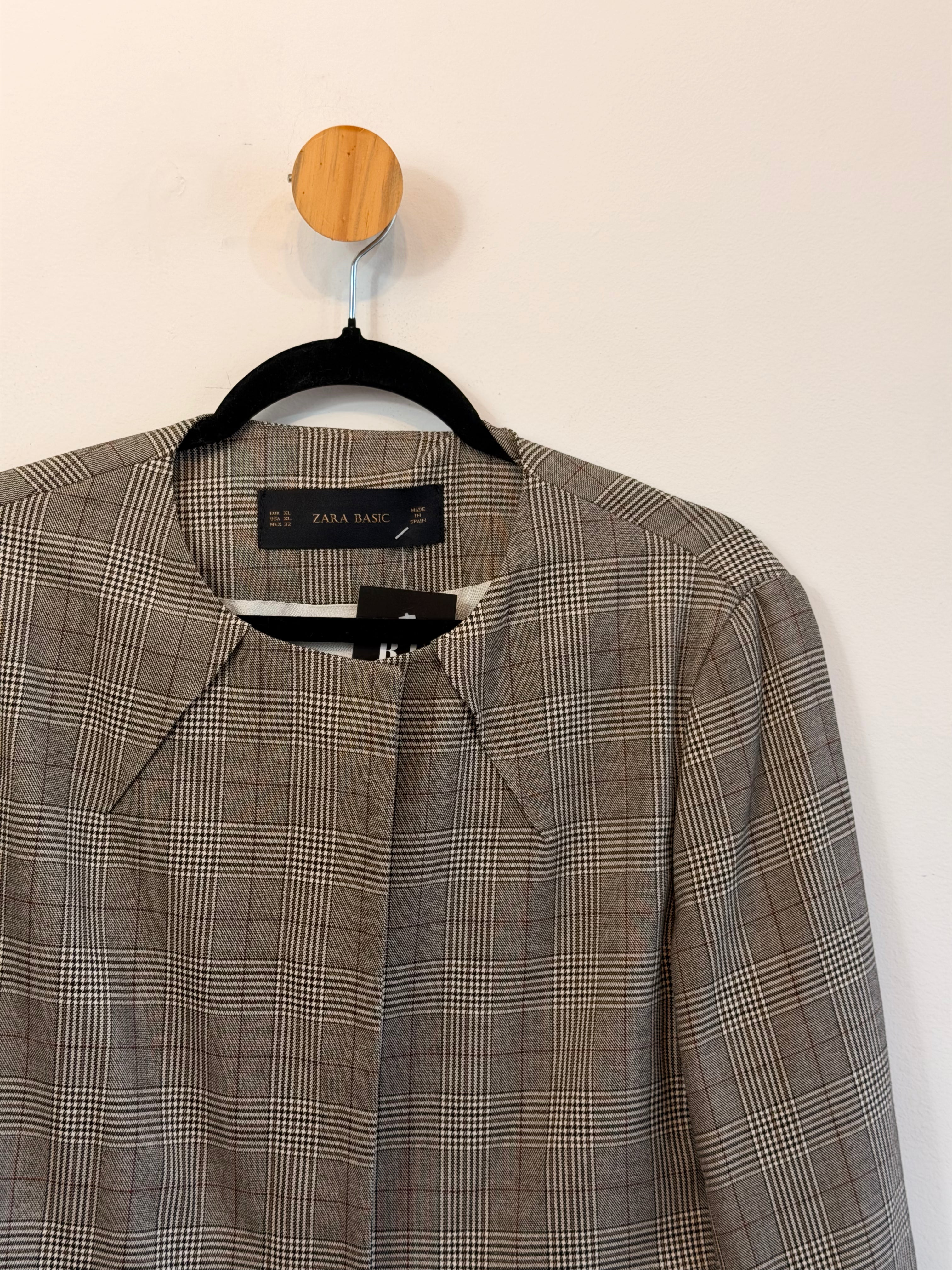 Blazer Xadrez Curto Zara