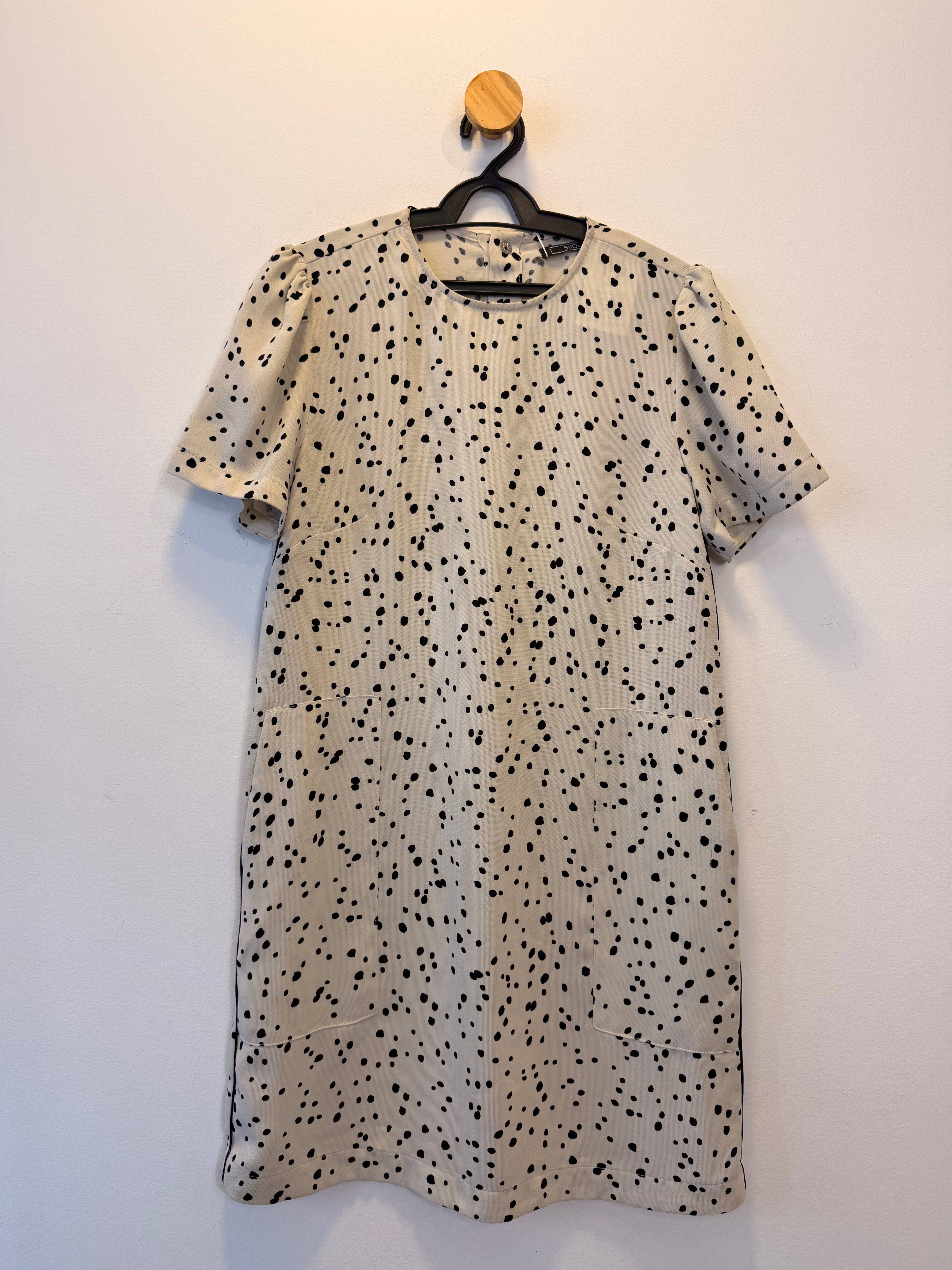 Vestido Poá Shoulder