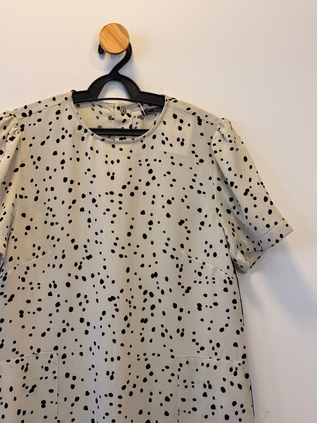 Vestido Poá Shoulder