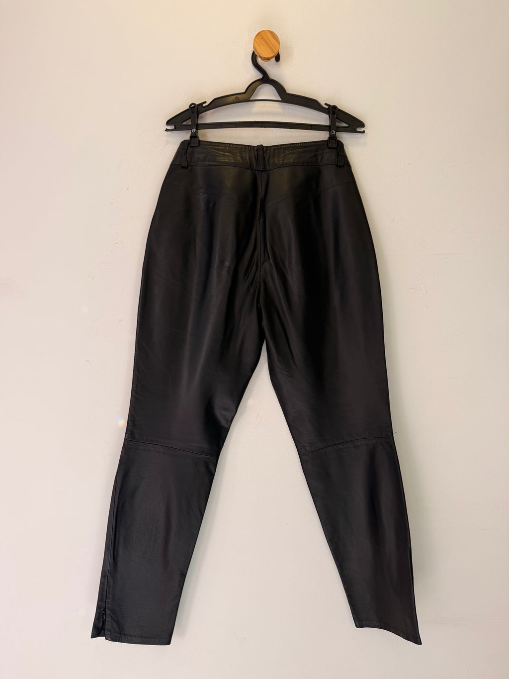 Calça de Couro Preta Bria