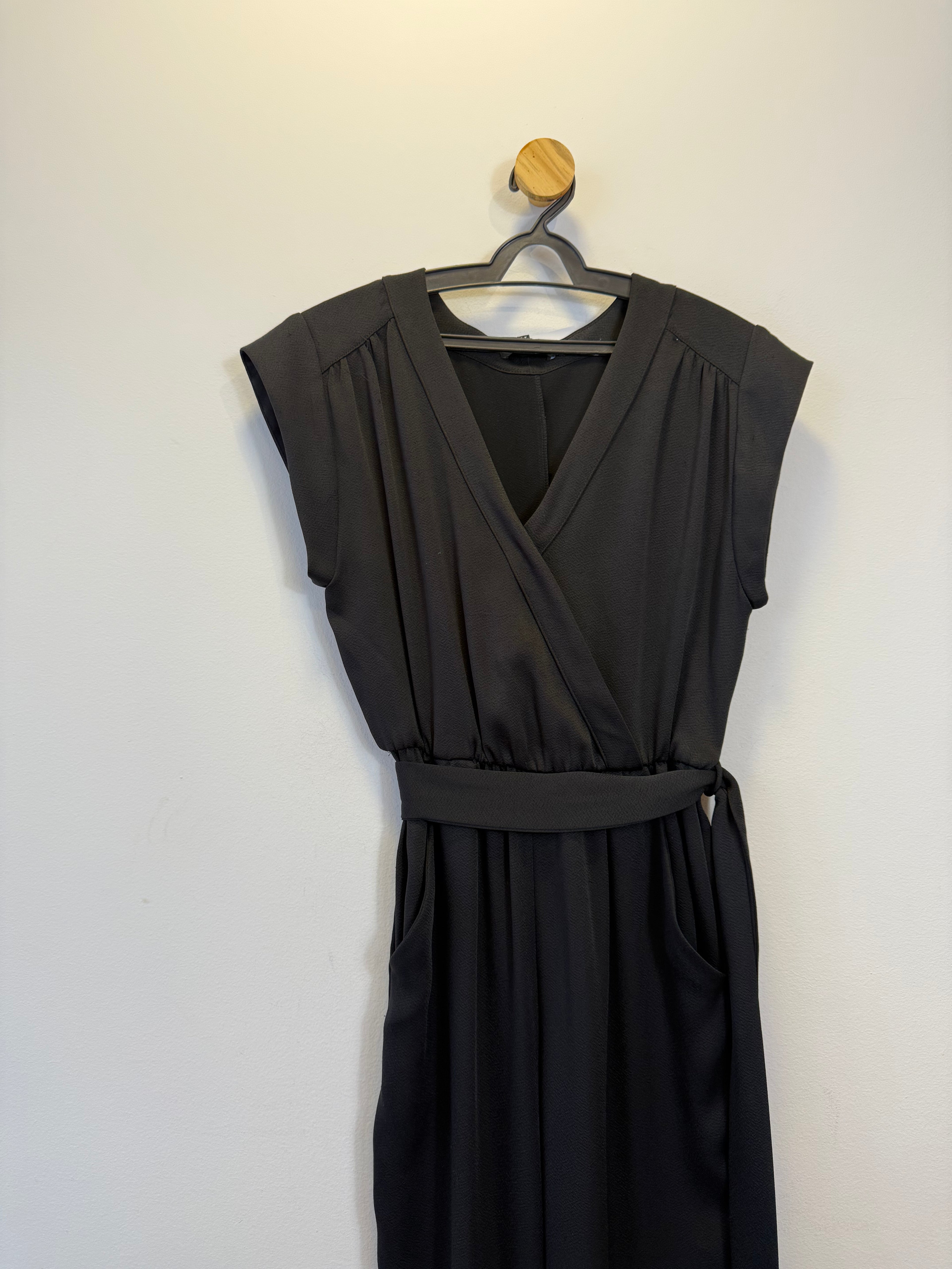 Vestido Midi Preto