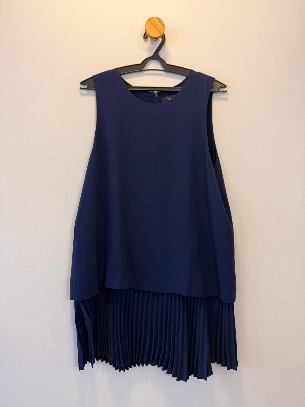 Blusa Azul Theory