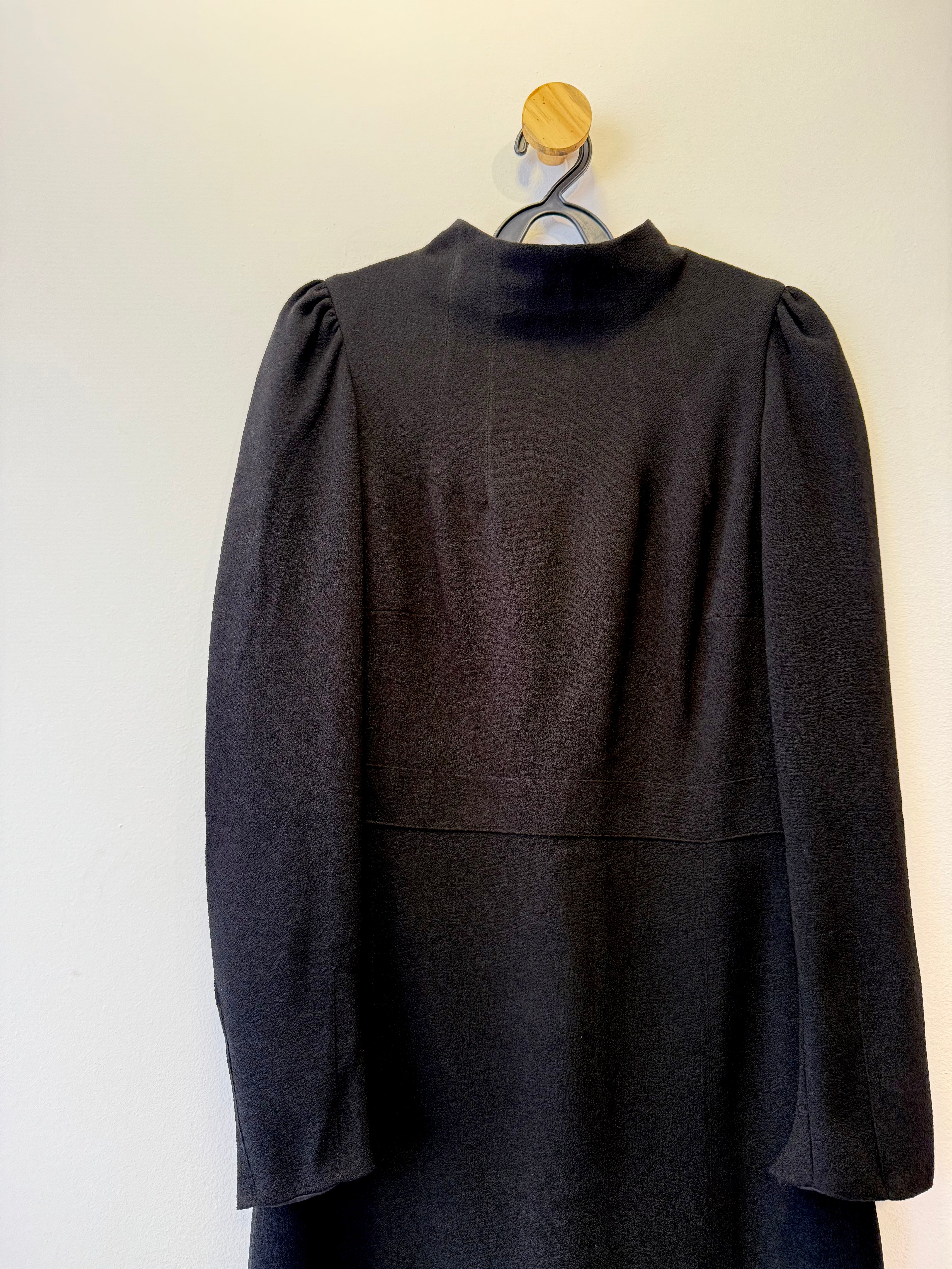 Vestido Preto Essenciale