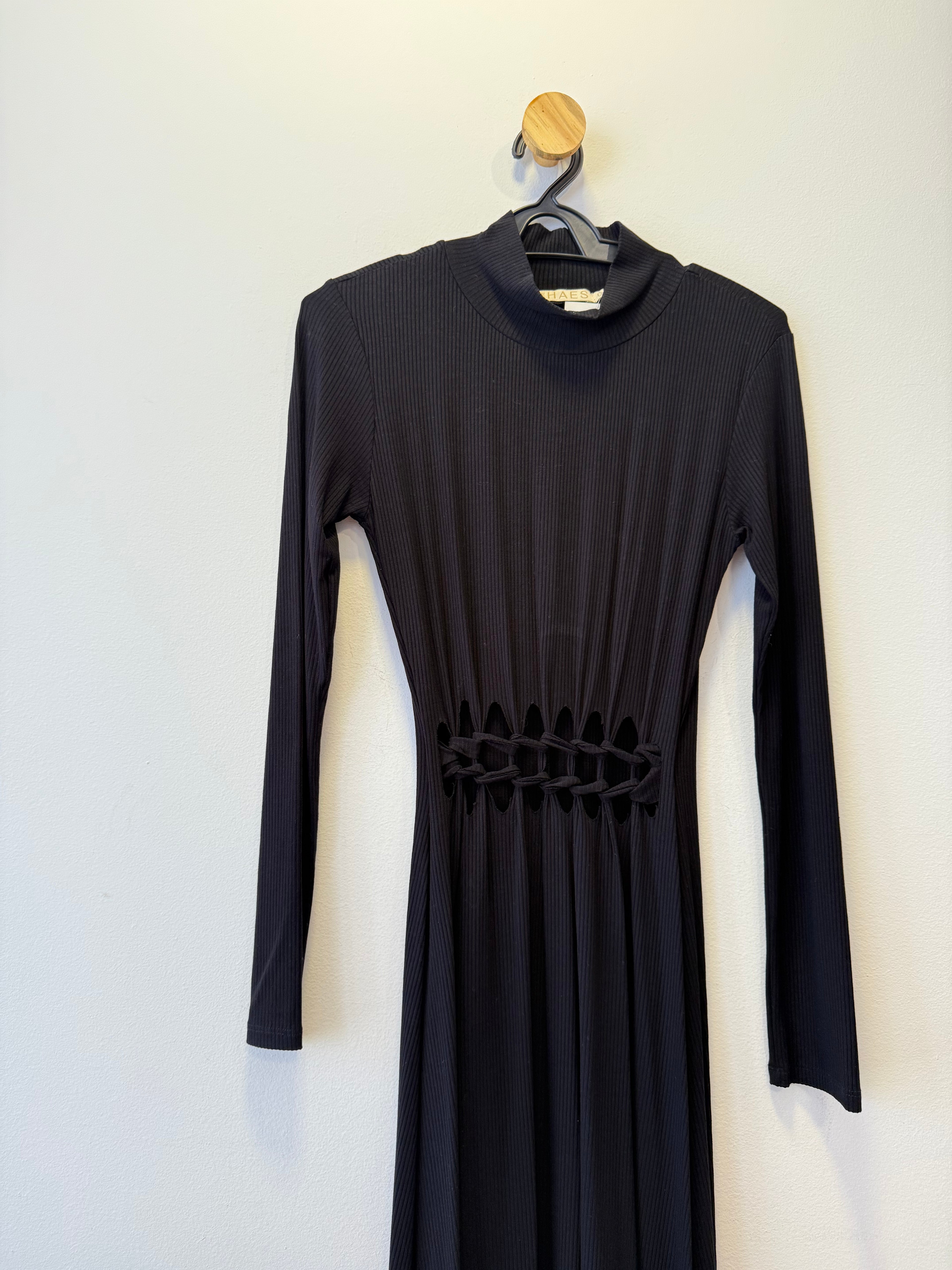Vestido Midi Preto
